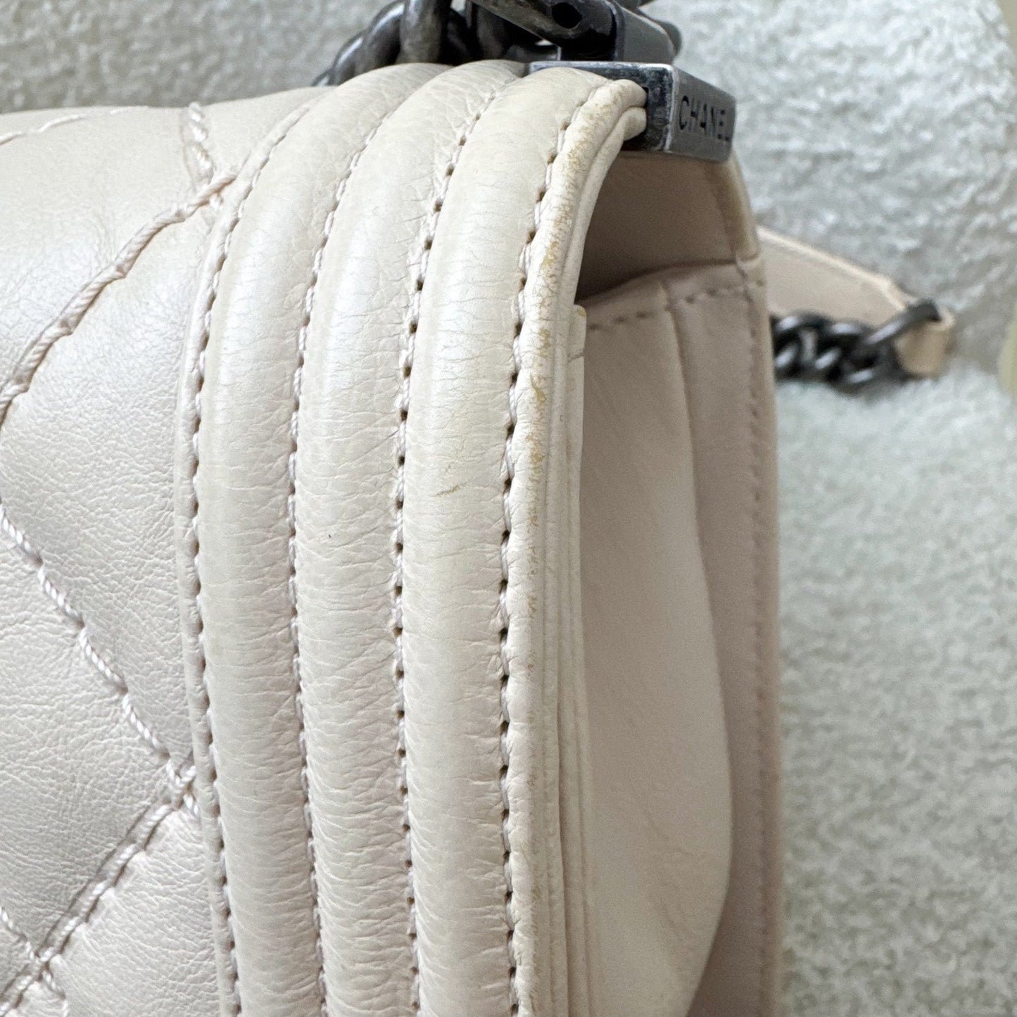 GLM-Medium 25cm Boy Flap in Nude Pink Calfskin and RHW