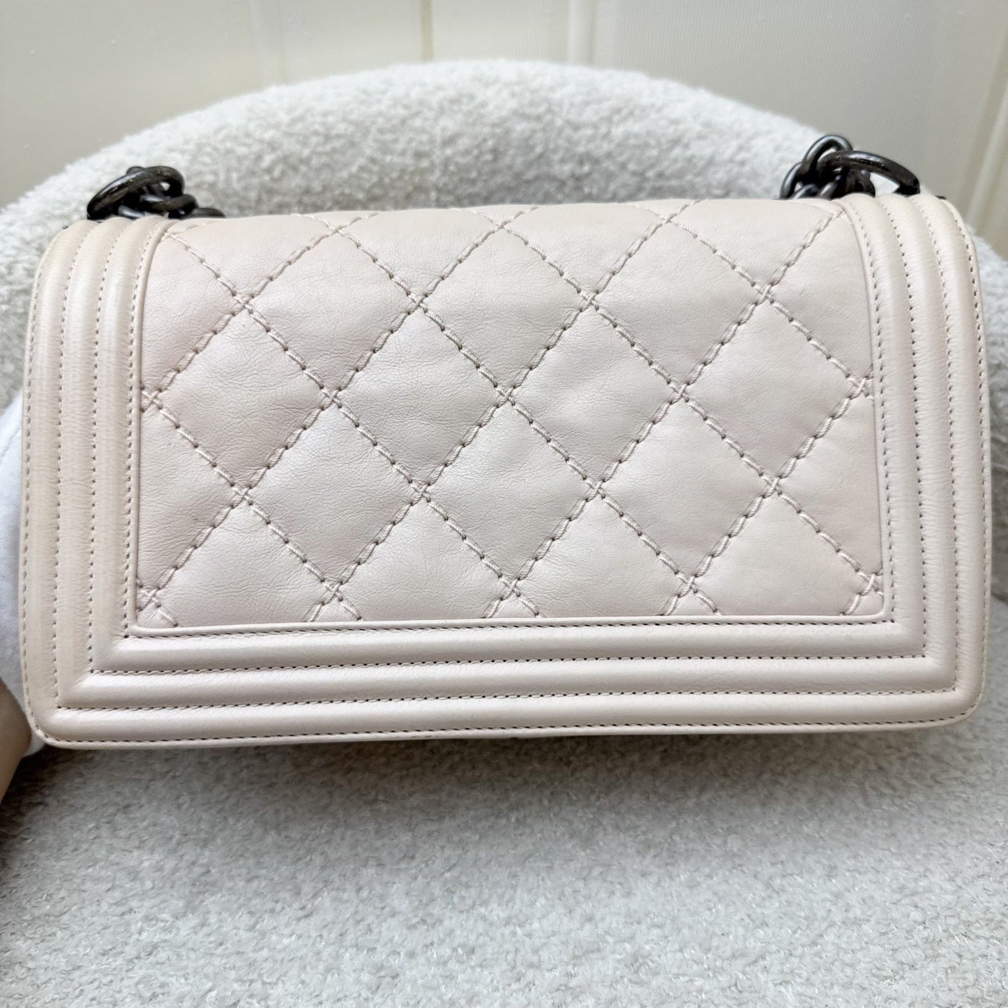 GLM-Medium 25cm Boy Flap in Nude Pink Calfskin and RHW