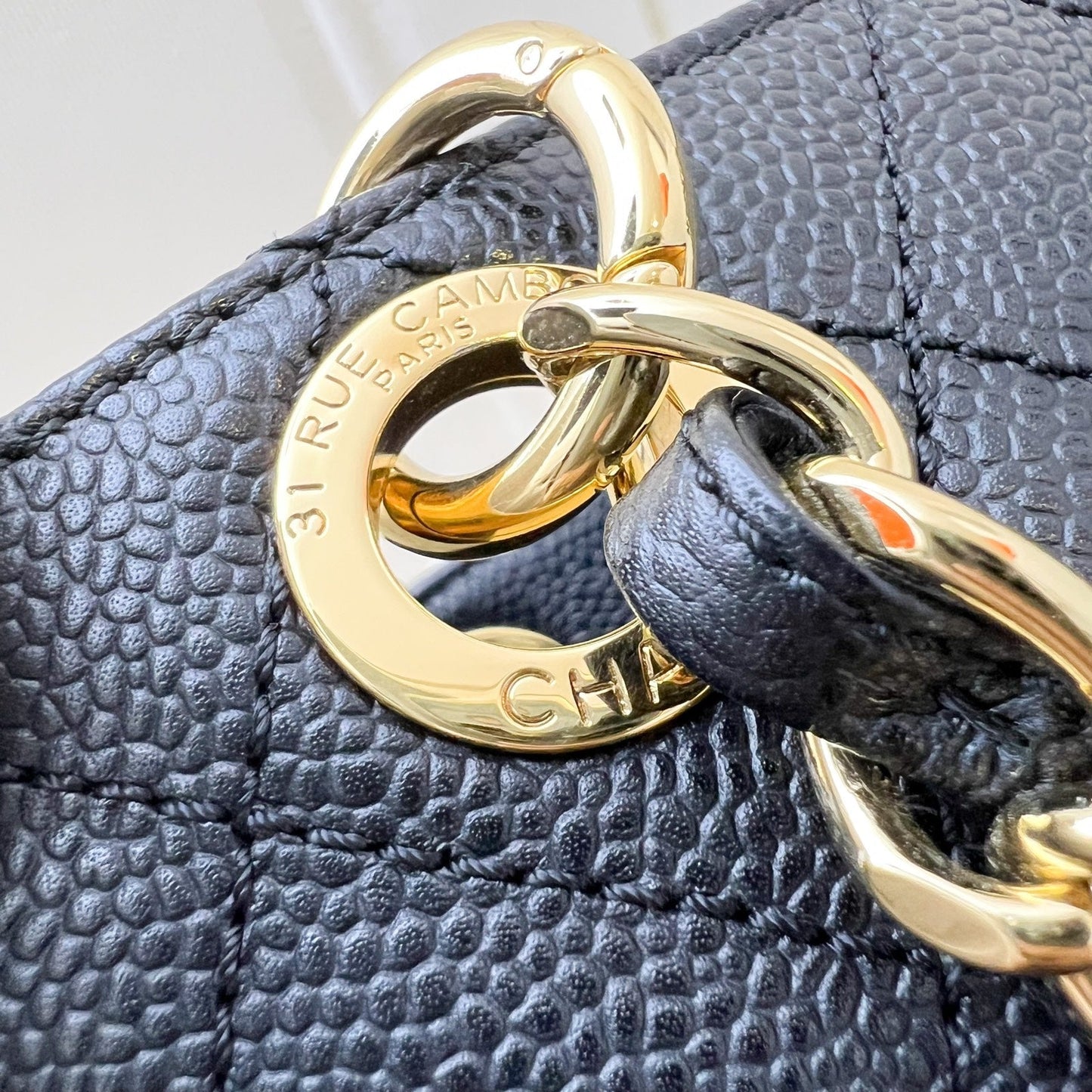 GLM-Petite Shopping Tote PST in Black Caviar and GHW (Model: A50994)