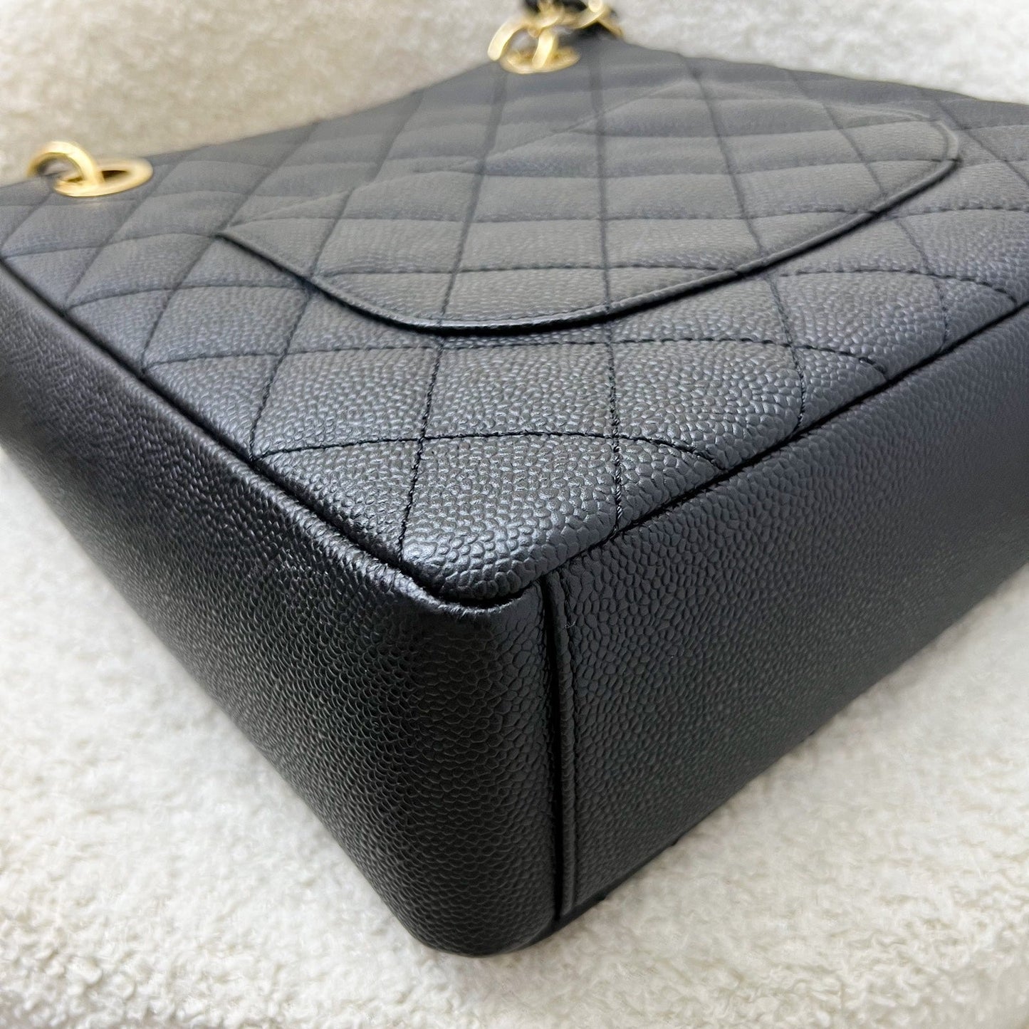 GLM-Petite Shopping Tote PST in Black Caviar and GHW (Model: A50994)