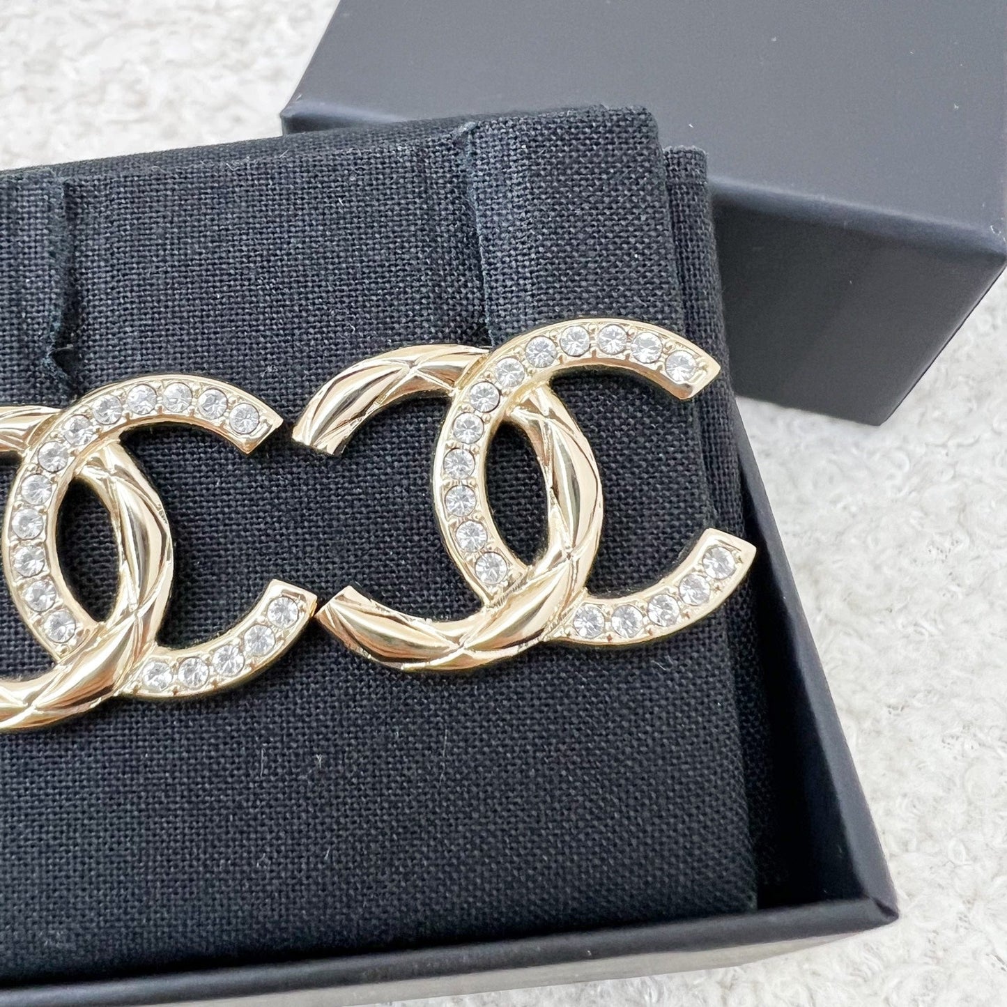 GLM-Medium GLM- Logo Earrings with Crystals in LGHW