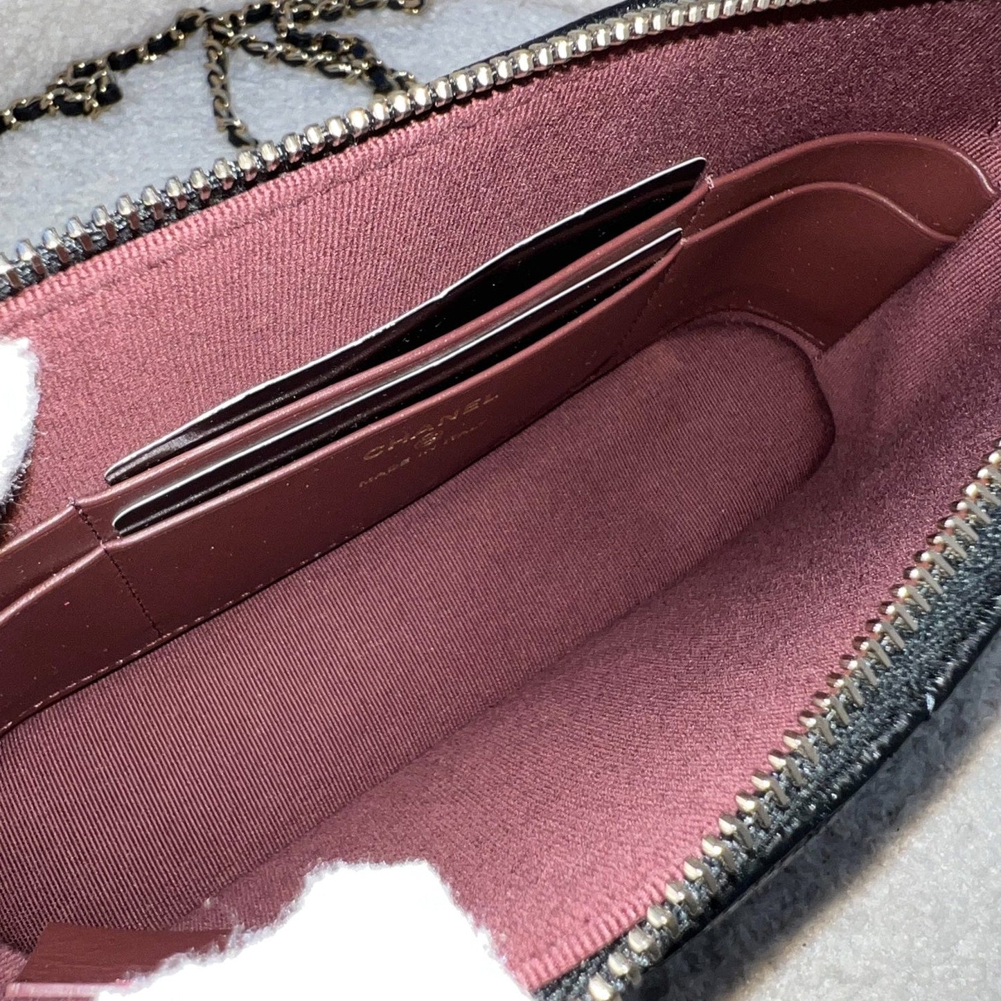 GLM-24A Medium Pouch / Clutch with Chain in Black Caviar and LGHW