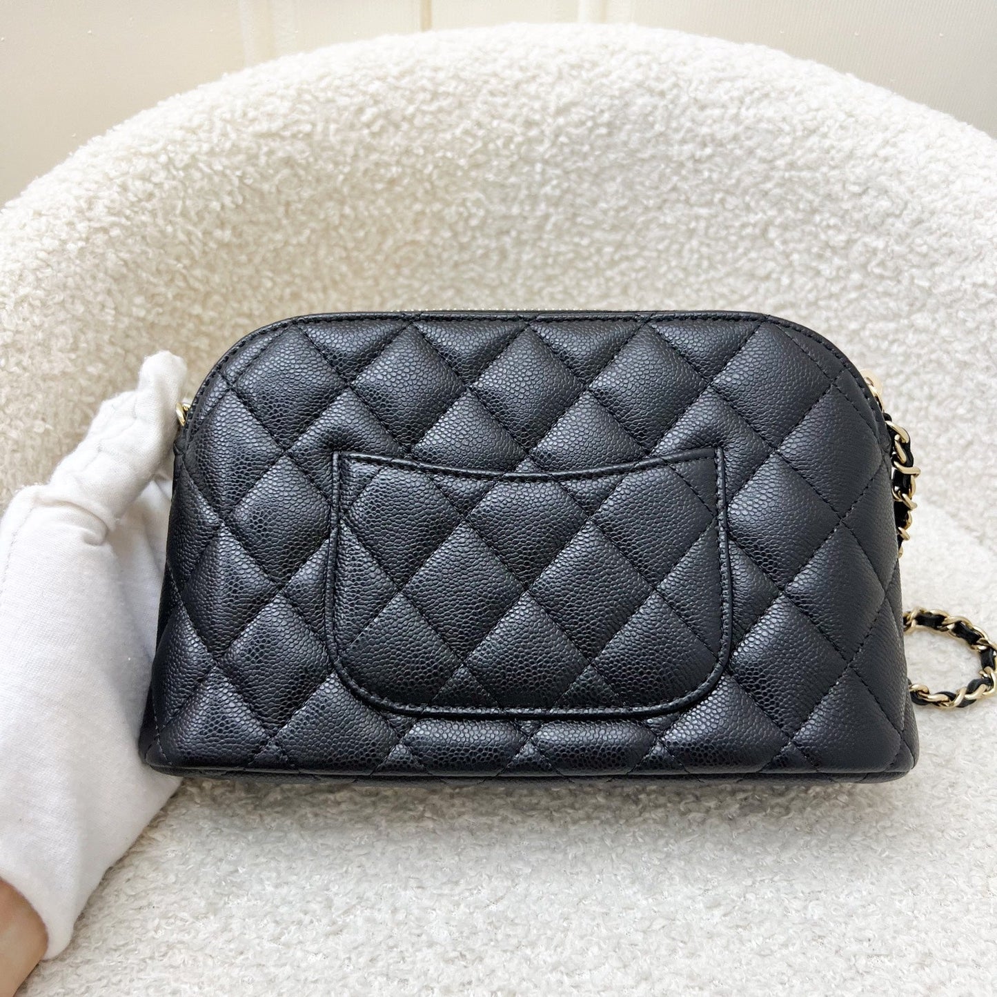 GLM-24A Medium Pouch / Clutch with Chain in Black Caviar and LGHW