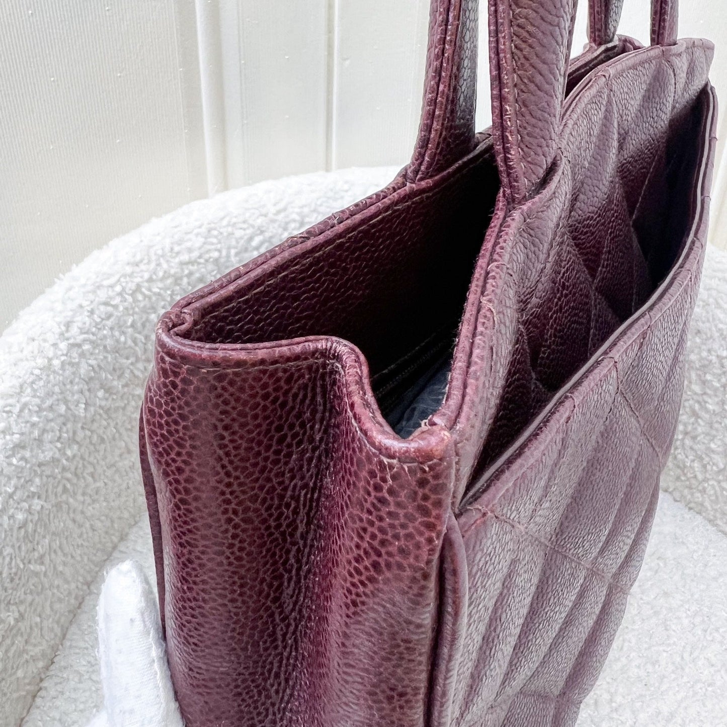 GLM- Shoulder Tote Bag in Dark Burgundy Red Caviar GHW