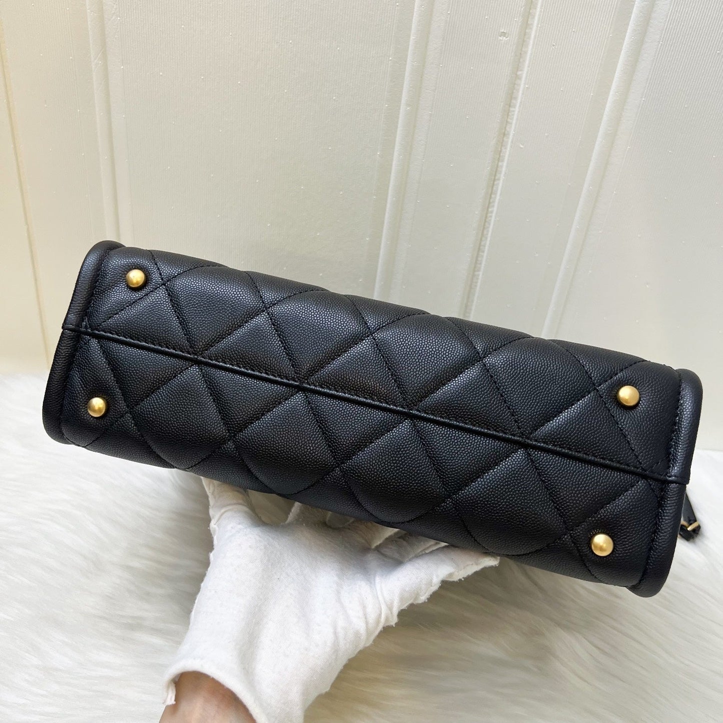 GLM-24A "2-in-1" Small Tote in Black Caviar and AGHW (Model: AS4940)