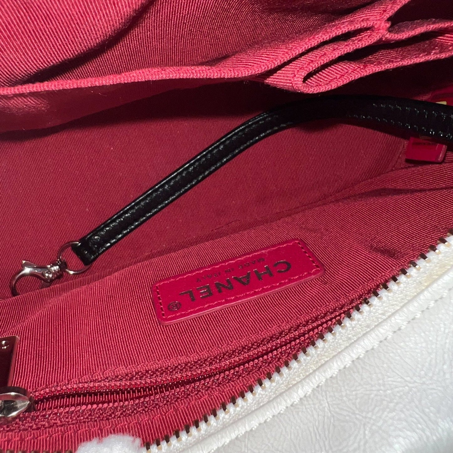 GLM-Small Gabrielle Hobo in White Distressed Calfskin, Black Base and 3 Tone HW