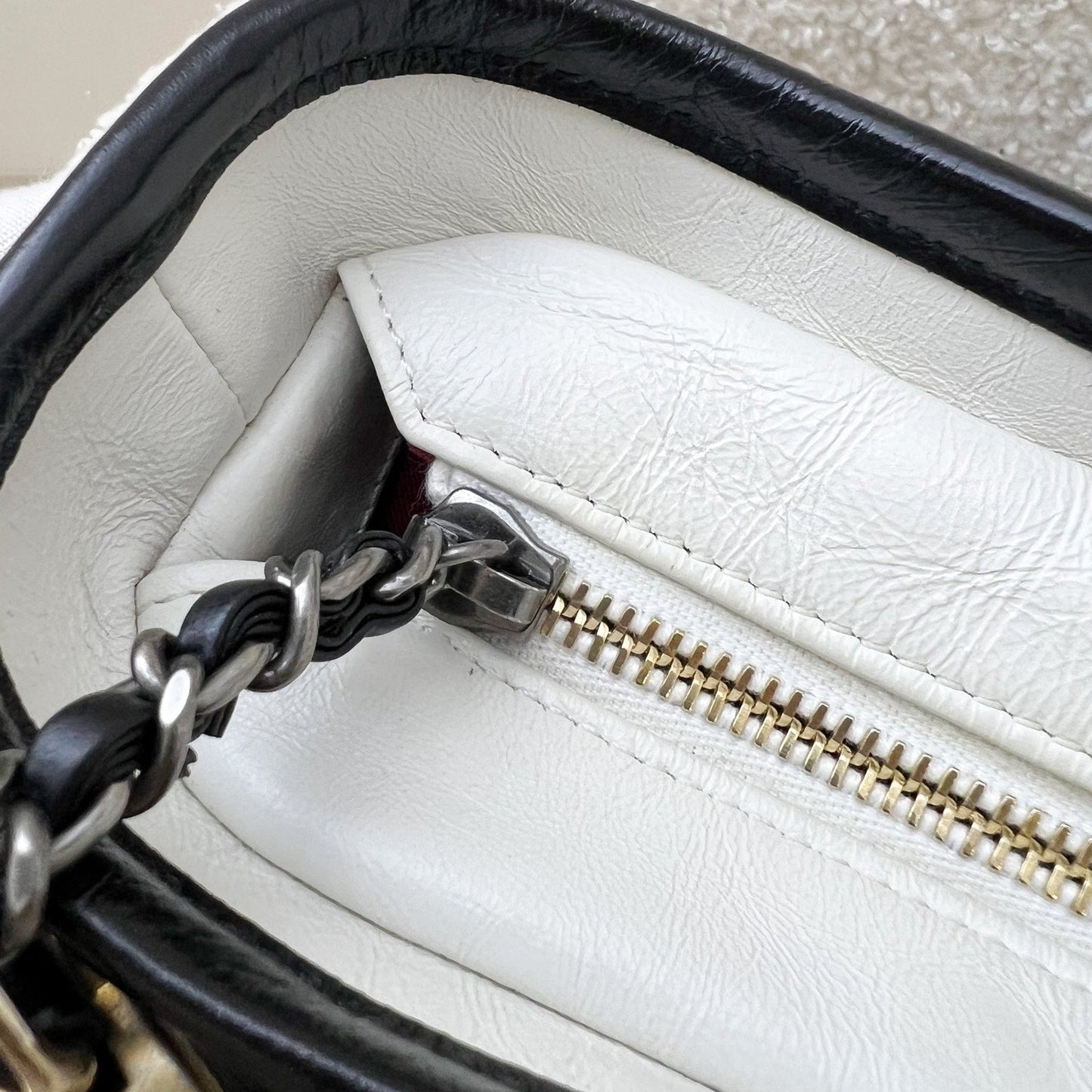 GLM-Small Gabrielle Hobo in White Distressed Calfskin, Black Base and 3 Tone HW