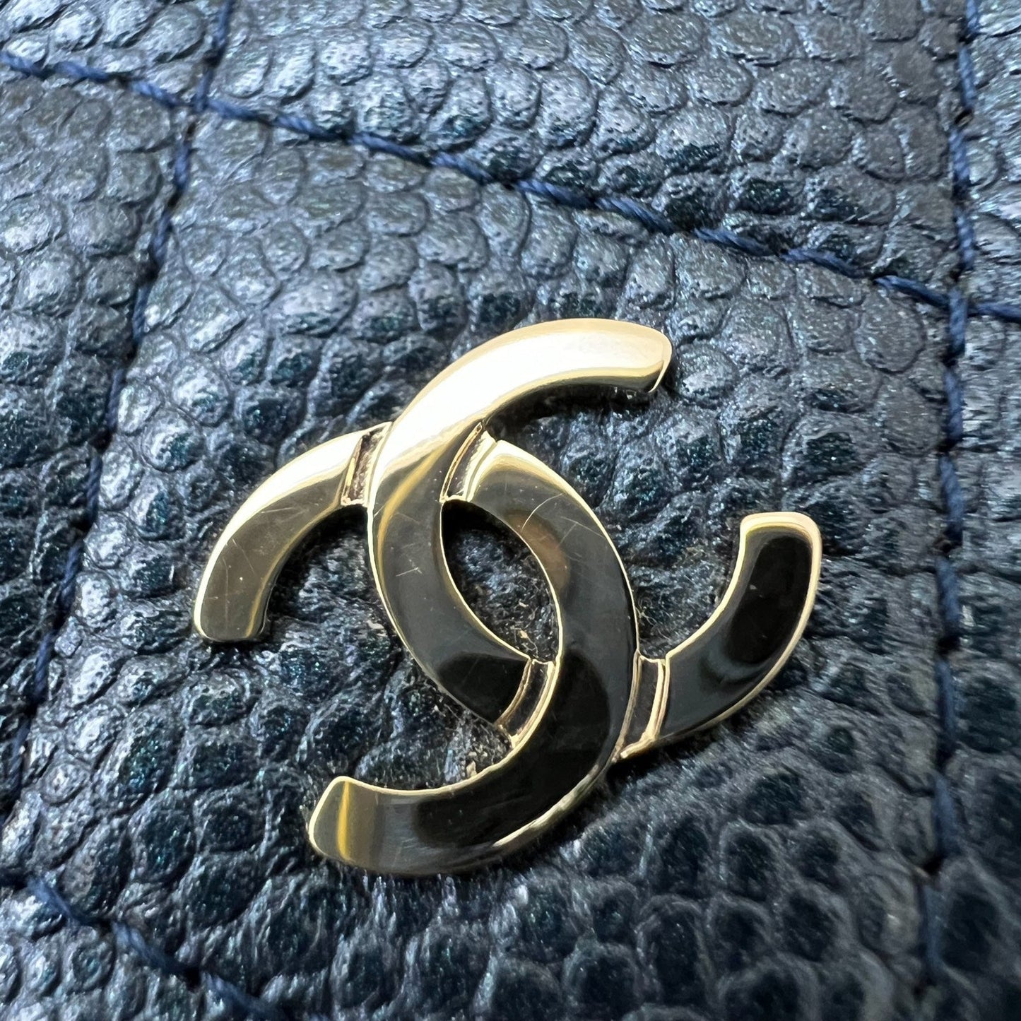 GLM-Square Wallet on Chain WOC in Metallic Blue Caviar and LGHW (Model: A84310)
