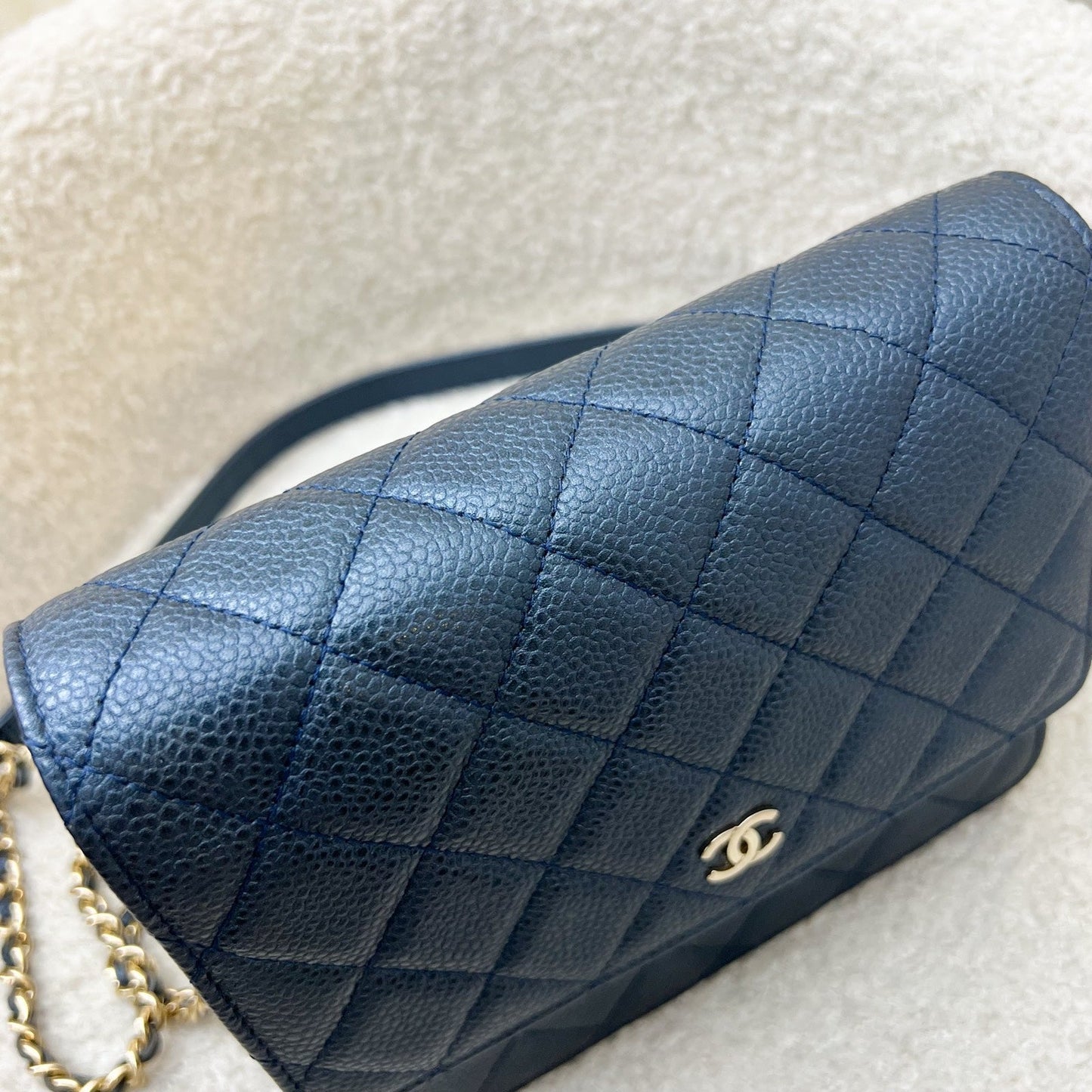 GLM-Square Wallet on Chain WOC in Metallic Blue Caviar and LGHW (Model: A84310)