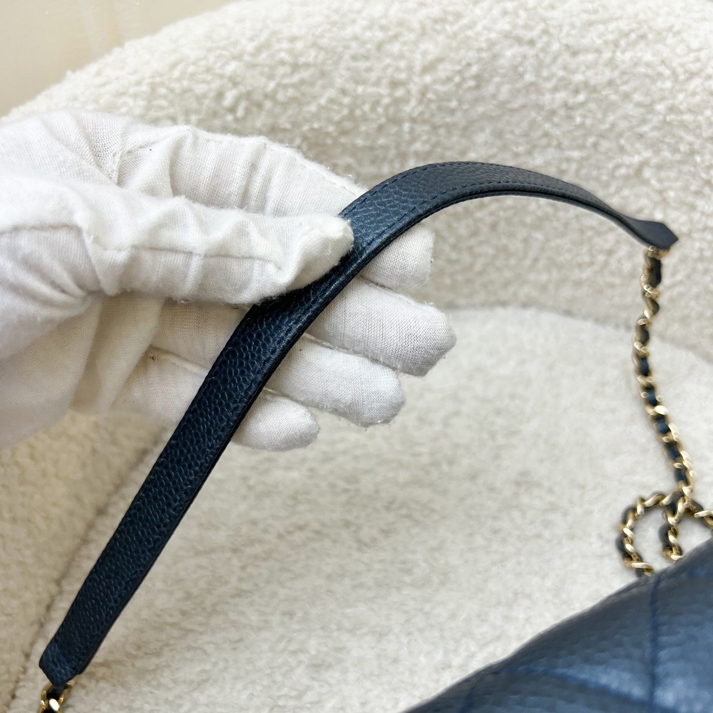 GLM-Square Wallet on Chain WOC in Metallic Blue Caviar and LGHW (Model: A84310)