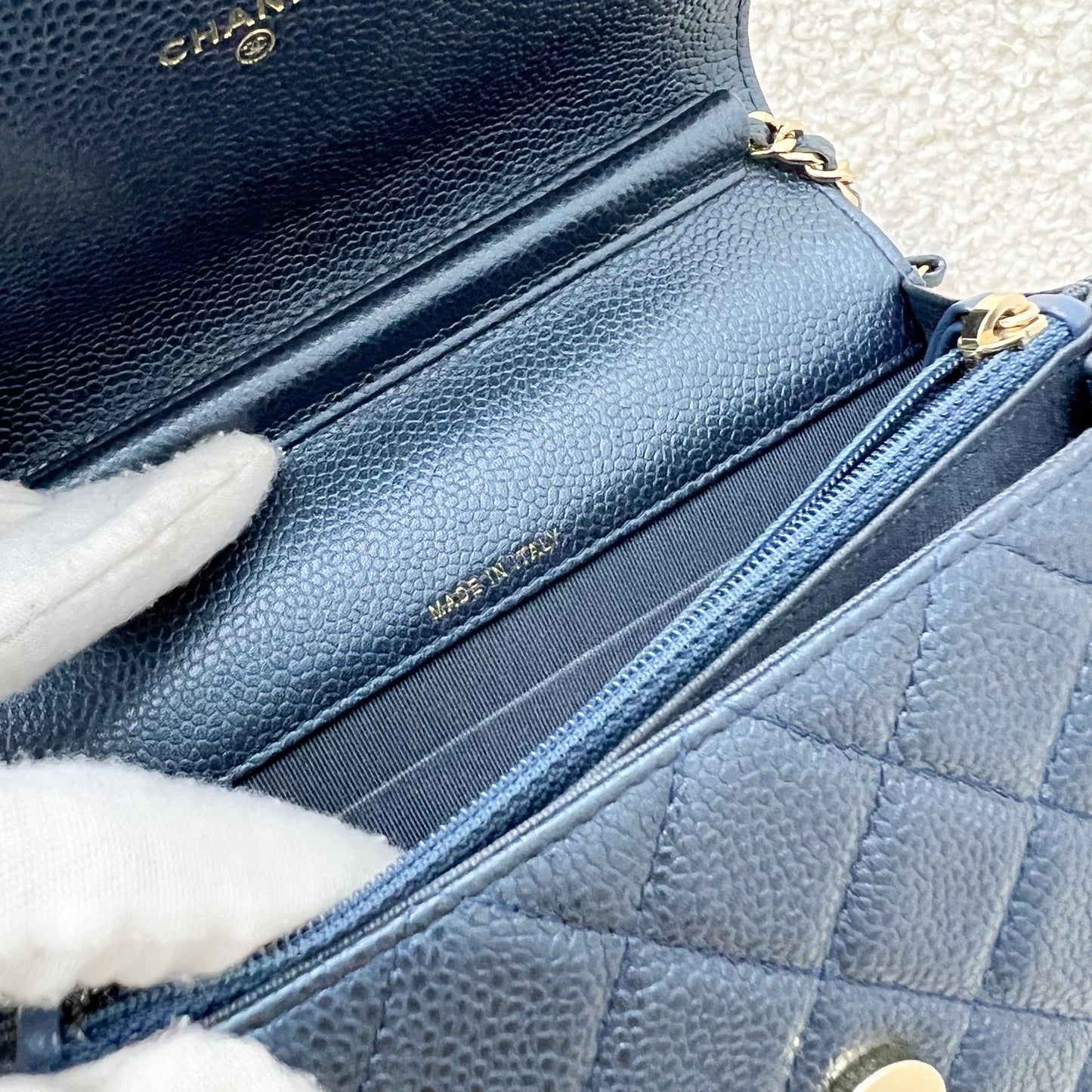 GLM-Square Wallet on Chain WOC in Metallic Blue Caviar and LGHW (Model: A84310)