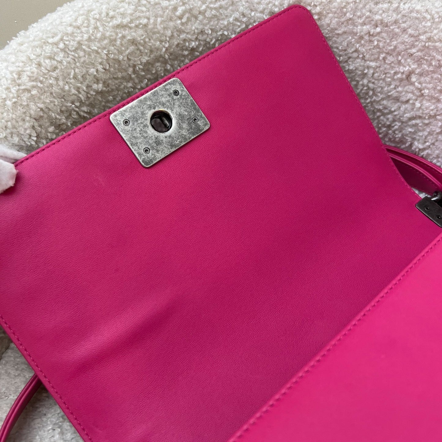 GLM-Medium 25cm Boy Flap in Hot Pink Lambskin and RHW
