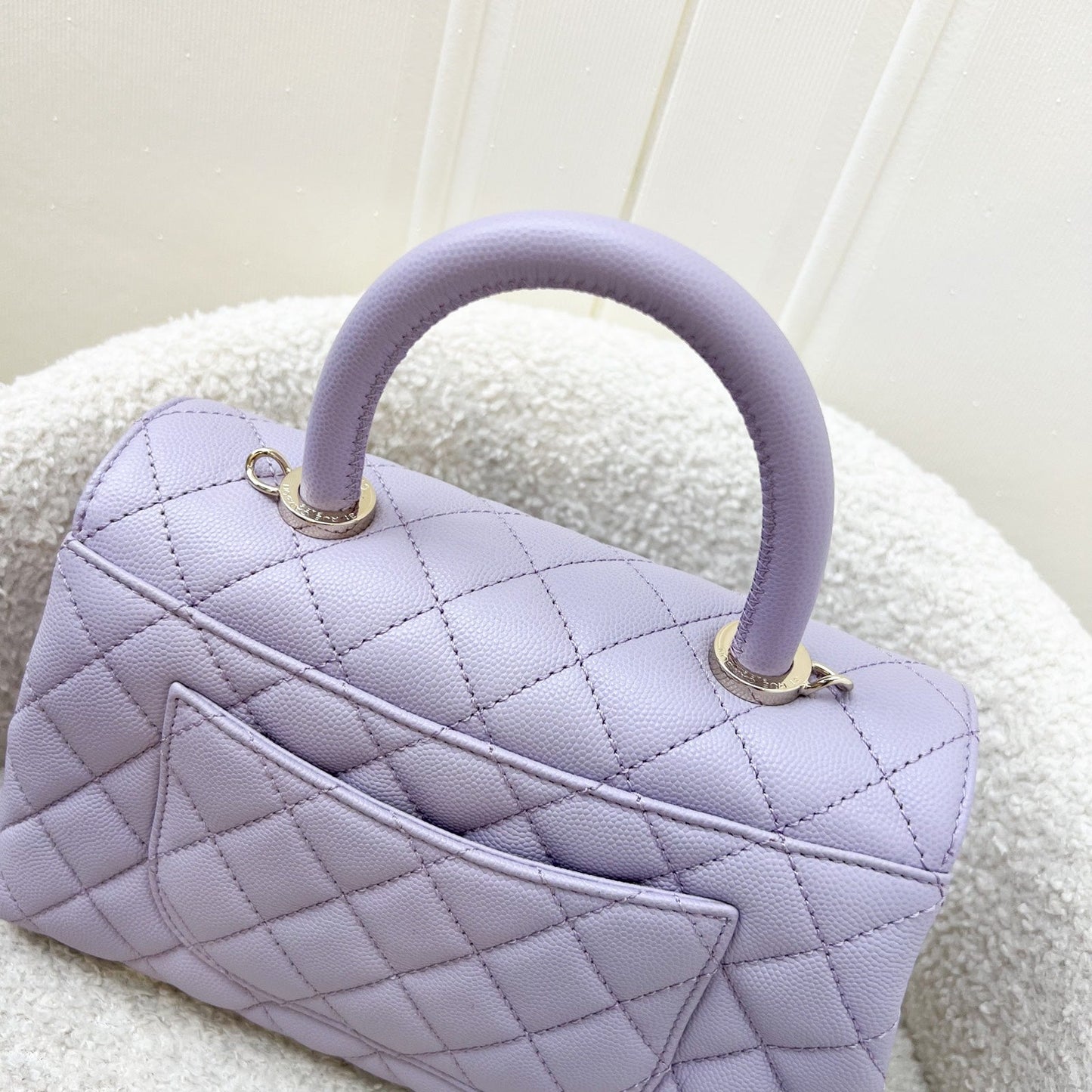 GLM-Small (24cm) Coco Handle in 24P Lilac Caviar and LGHW (Model: A92990)