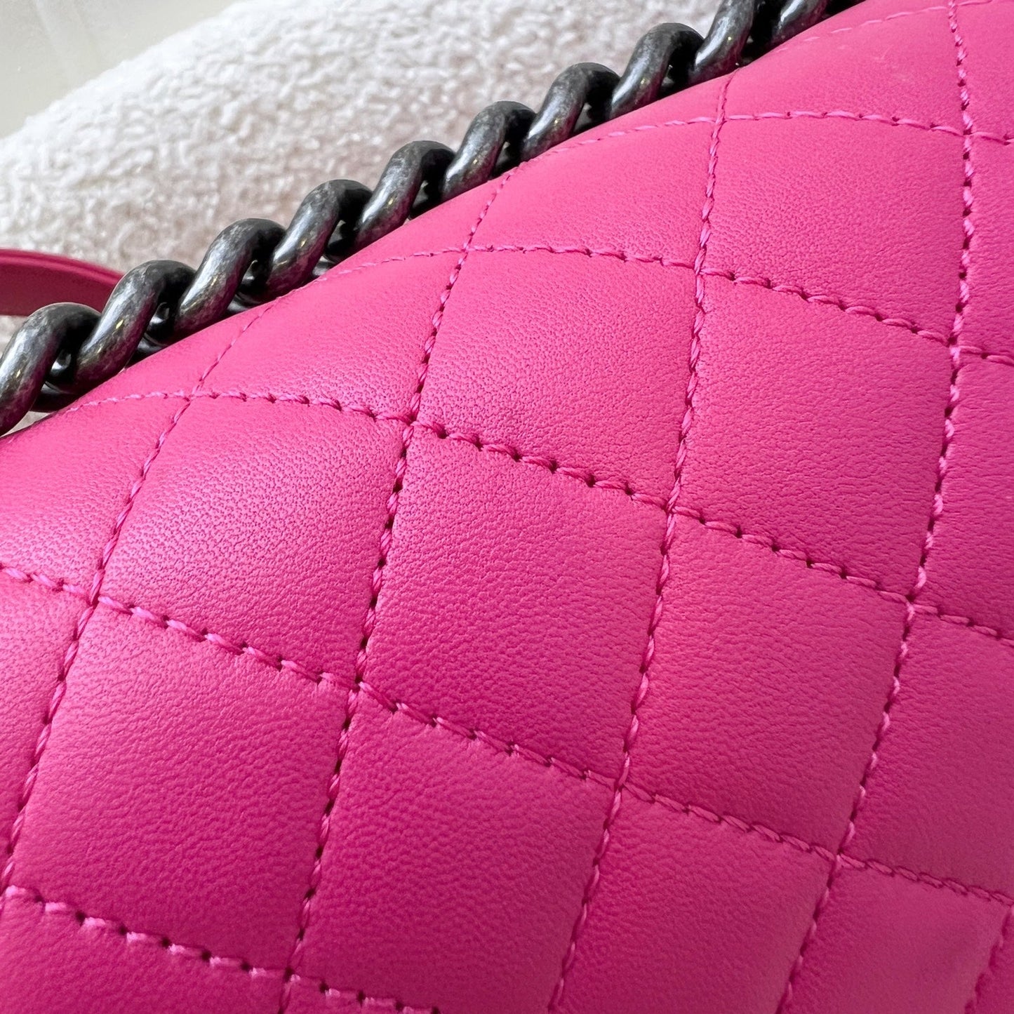 GLM-Medium 25cm Boy Flap in Hot Pink Lambskin and RHW