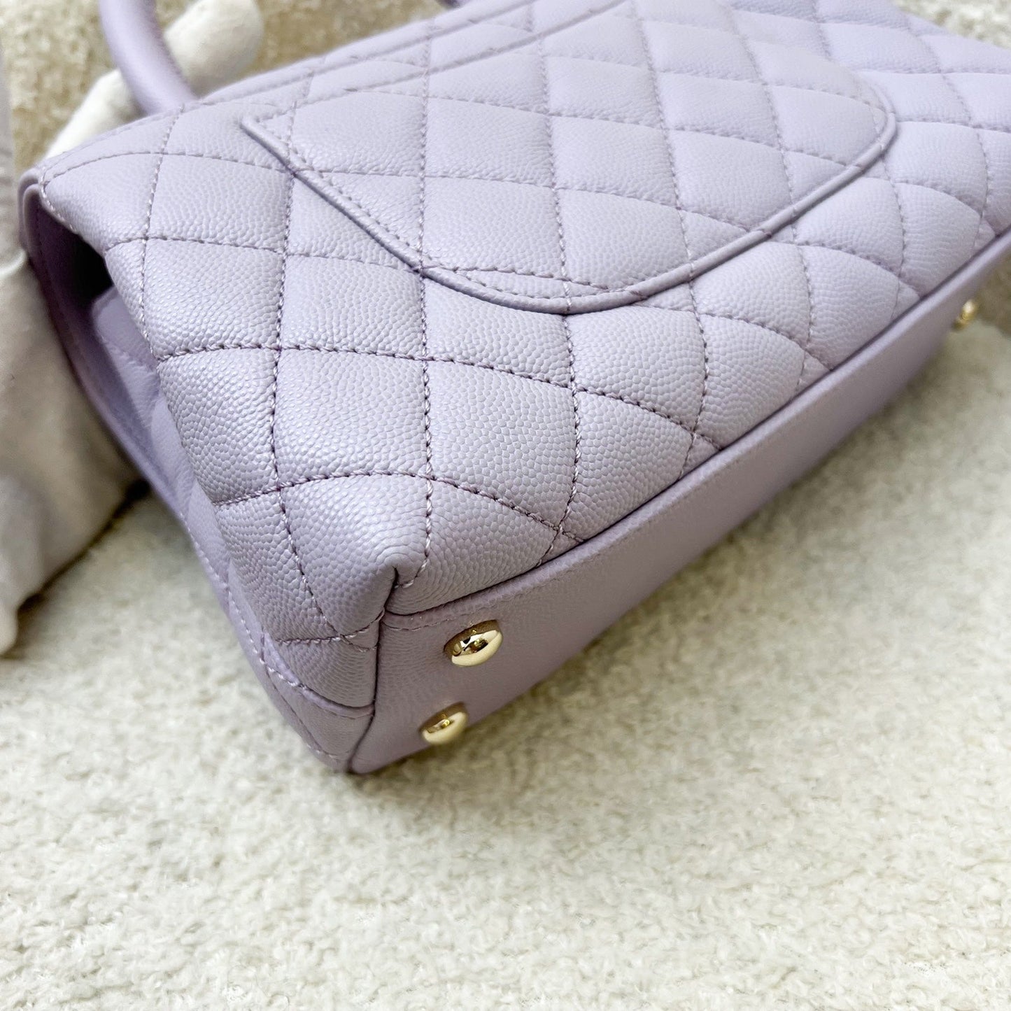 GLM-Small (24cm) Coco Handle in 24P Lilac Caviar and LGHW (Model: A92990)
