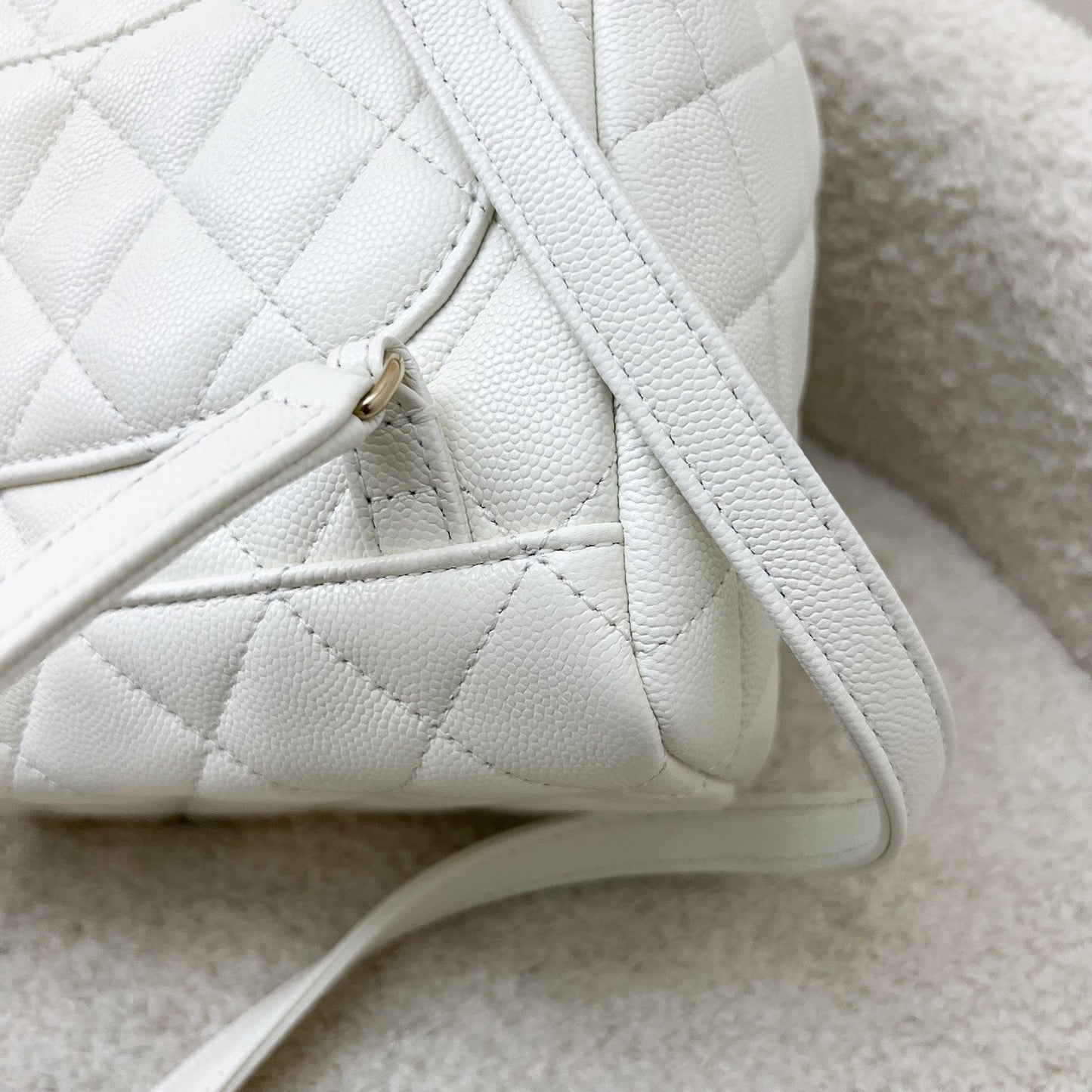 GLM-24S Urban Spirit Backpack in White Caviar and LGHW (Model: AS4058)