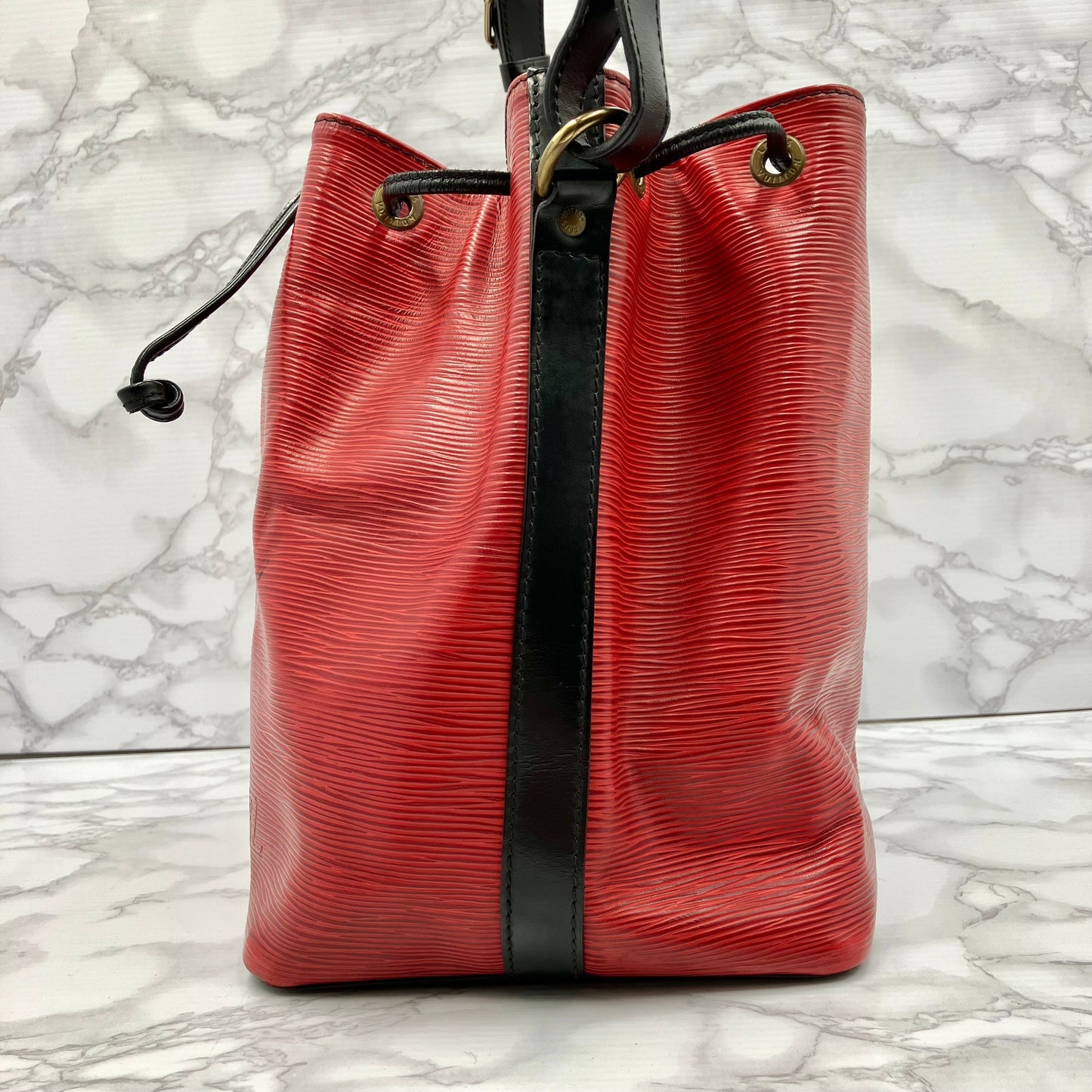 LOUIS VUITTON petit noé