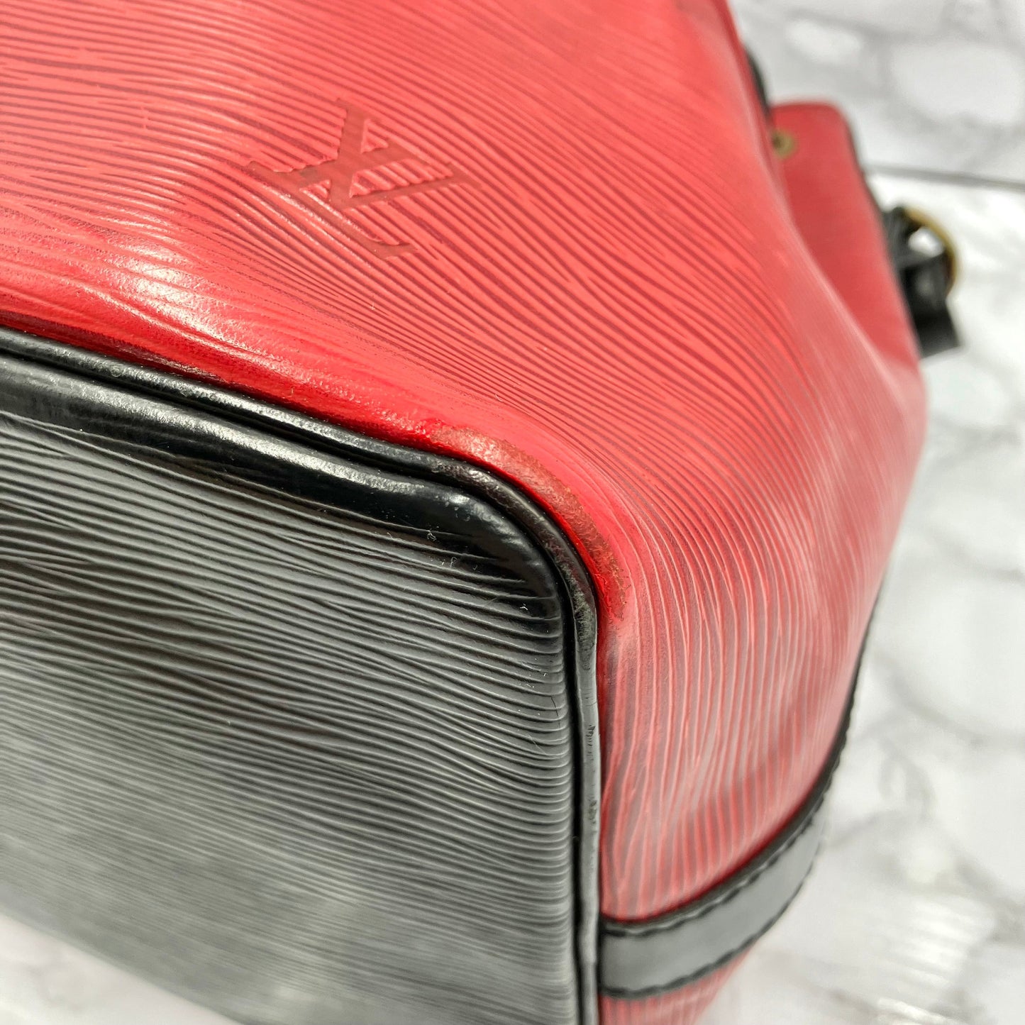 LOUIS VUITTON petit noé