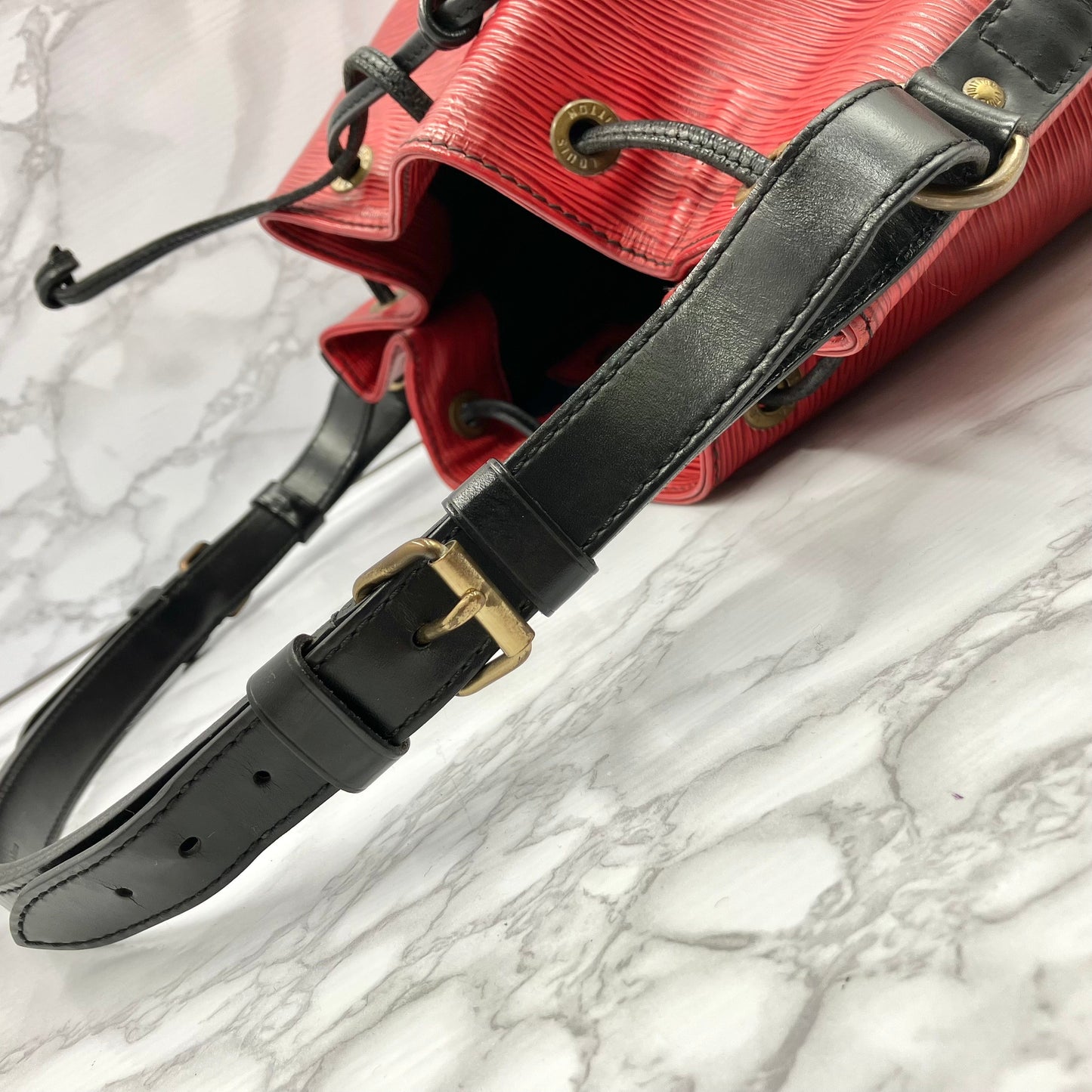 LOUIS VUITTON petit noé