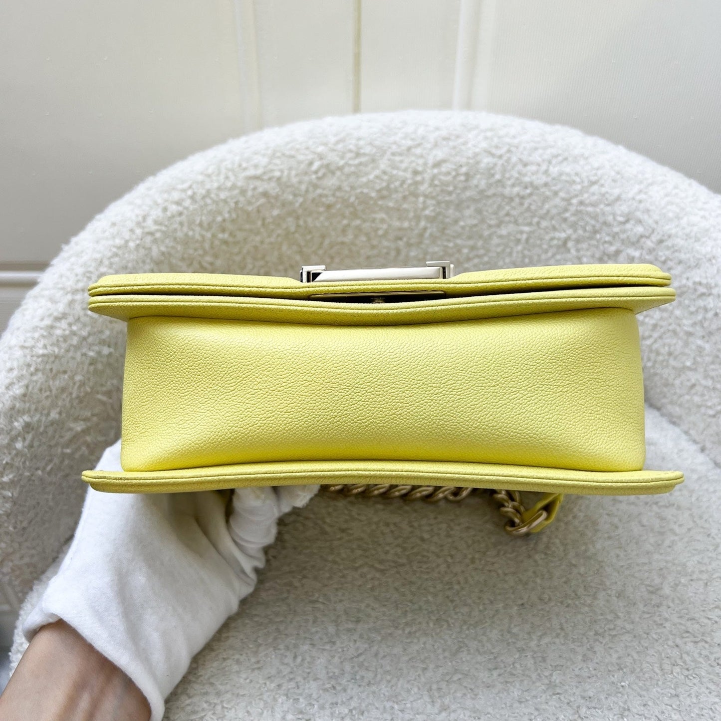 GLM-Small 20cm Boy Flap in Yellow Caviar and LGHW