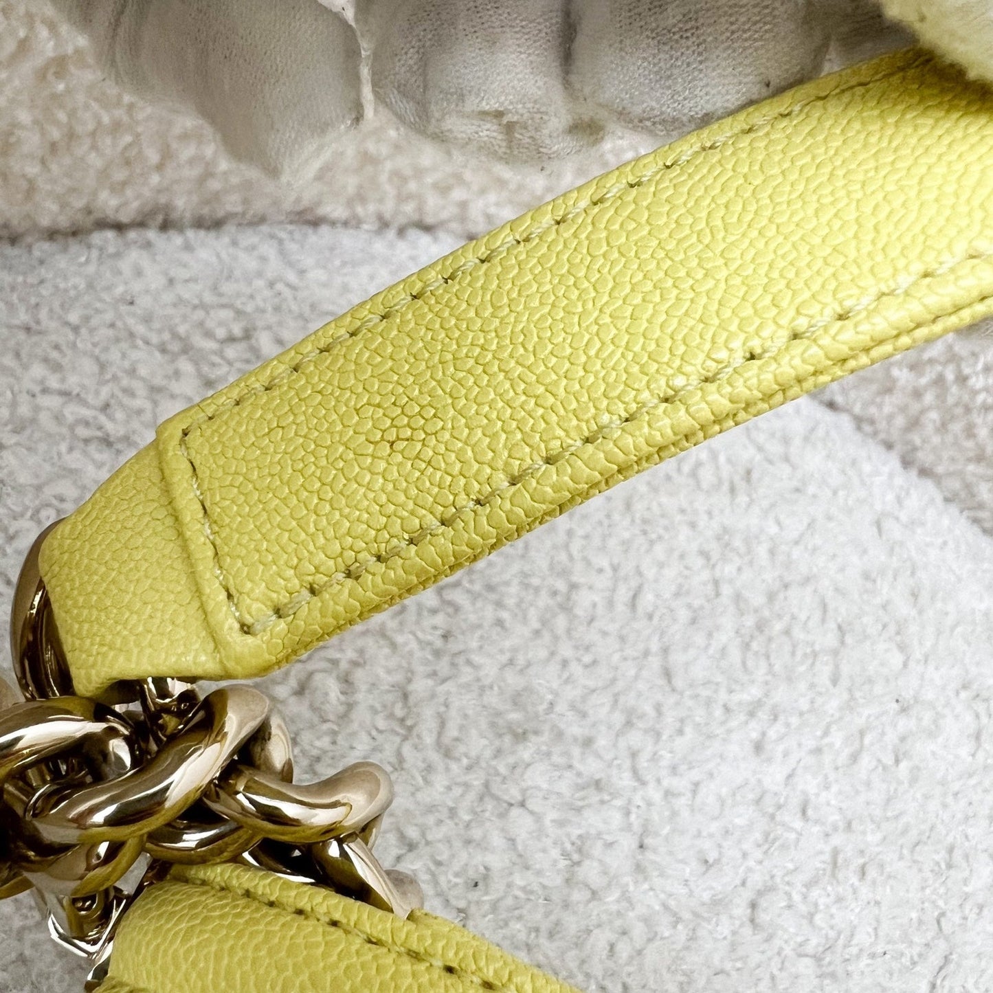 GLM-Small 20cm Boy Flap in Yellow Caviar and LGHW