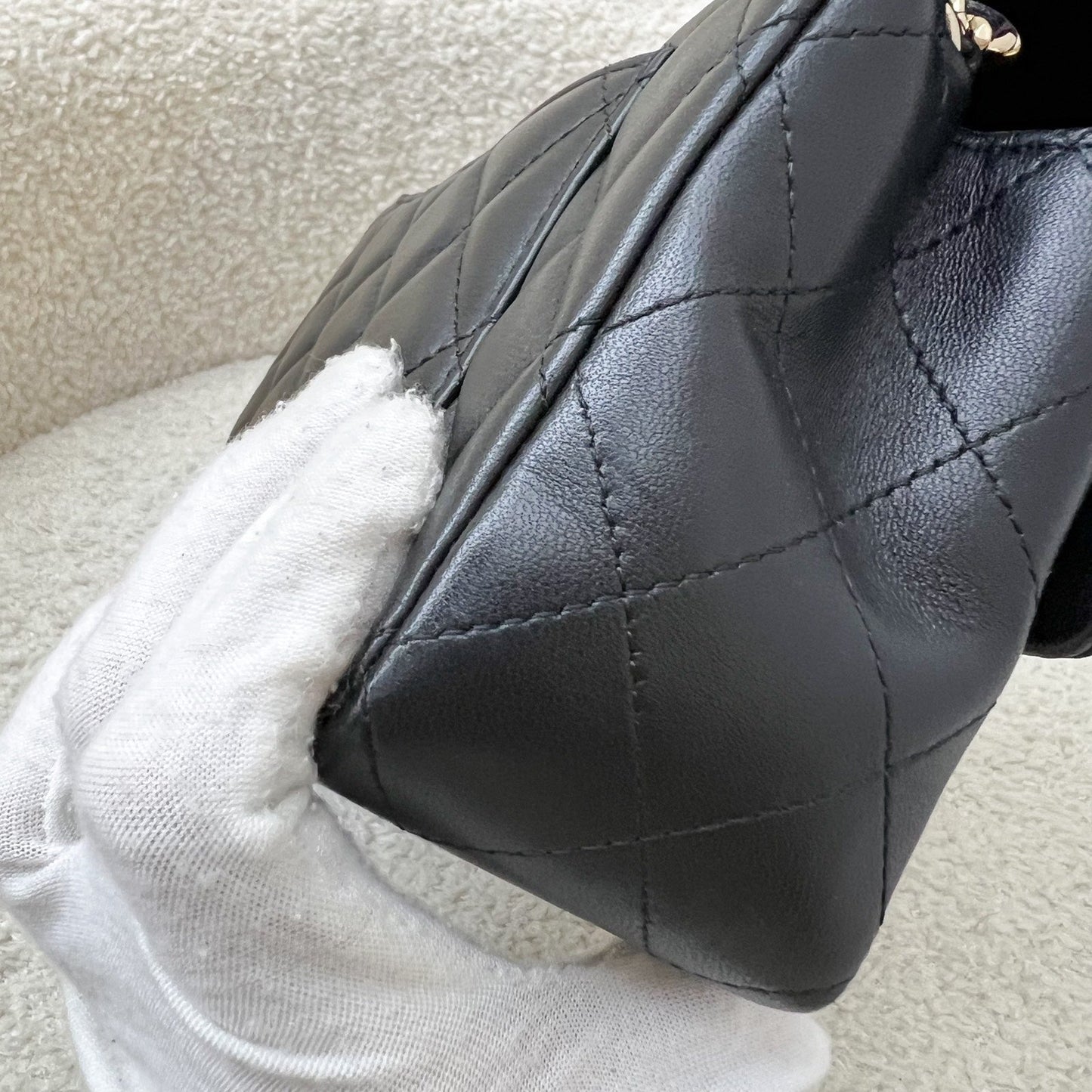 GLM-Classic Mini Rectangle Flap in Black Lambskin and LGHW (Model: A69900)