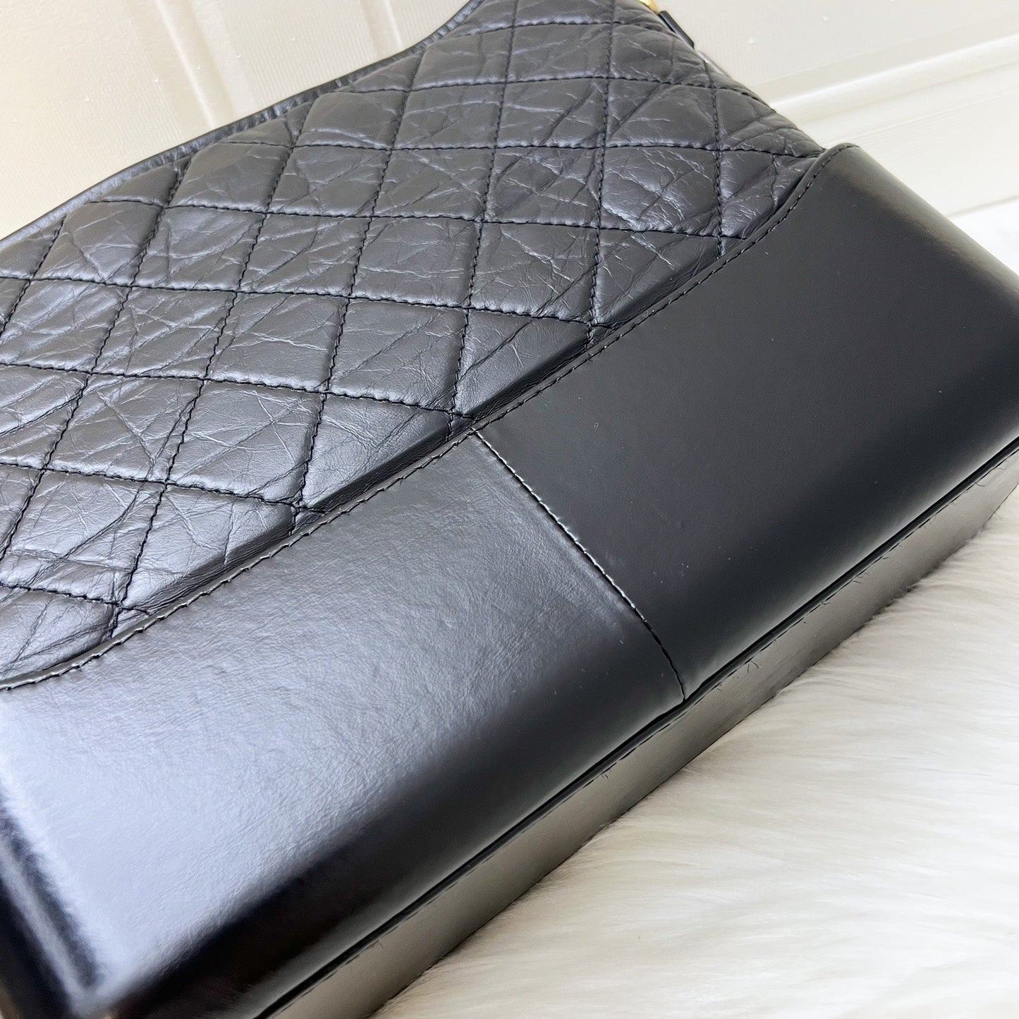 GLM-Medium (New Large) Gabrielle in Black Distressed Calfskin and 3 Tone HW