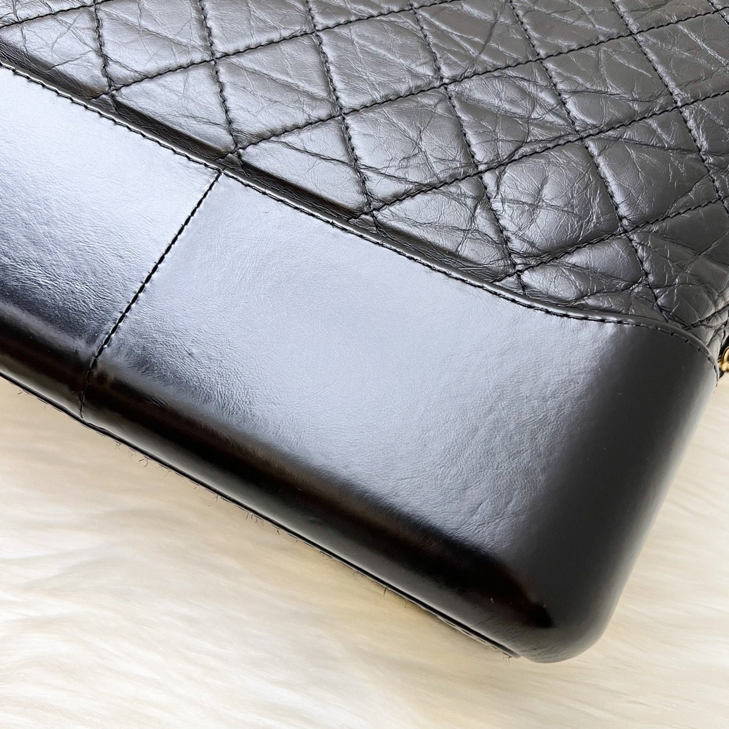 GLM-Medium (New Large) Gabrielle in Black Distressed Calfskin and 3 Tone HW