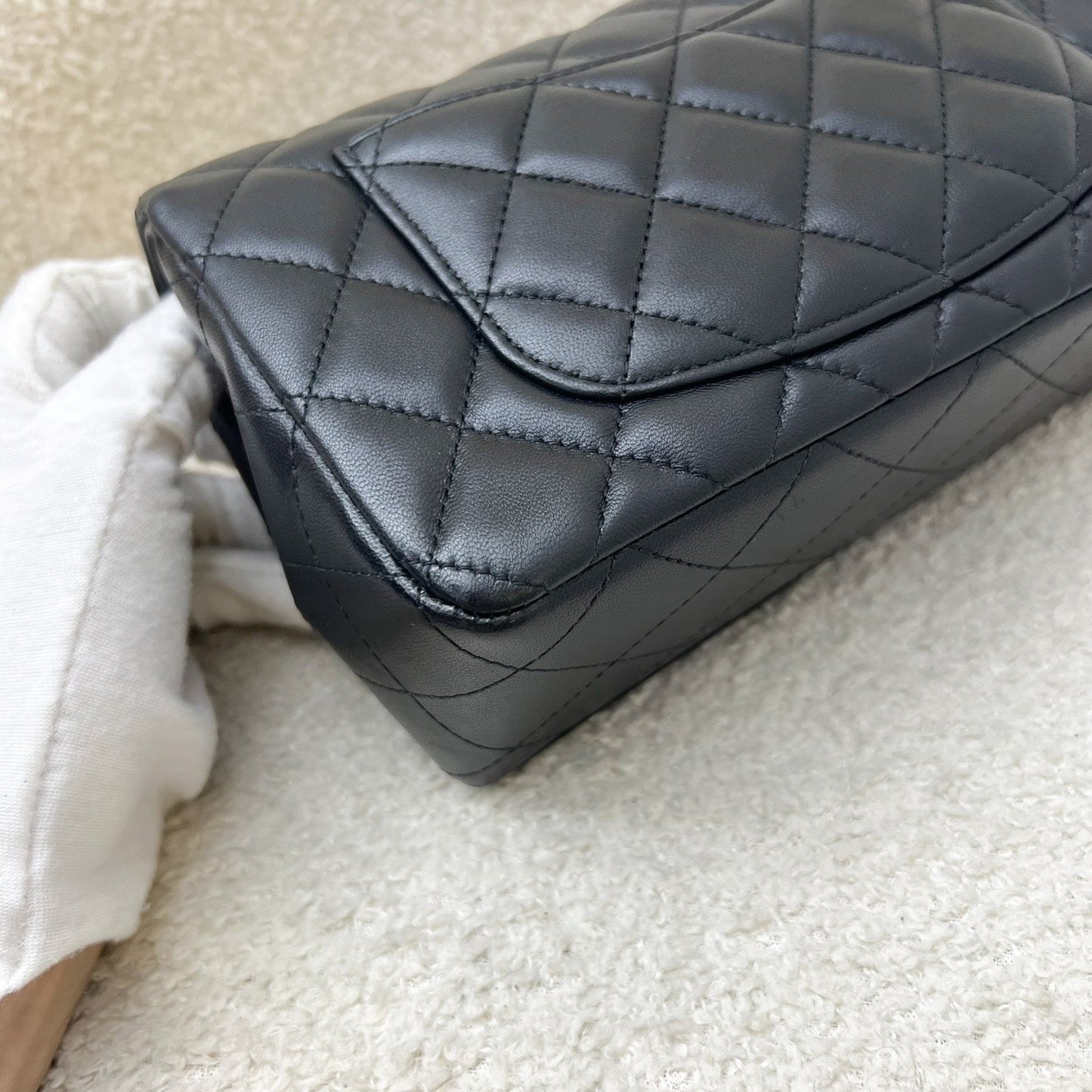 GLM-Classic Mini Rectangle Flap in Black Lambskin and LGHW (Model: A69900)