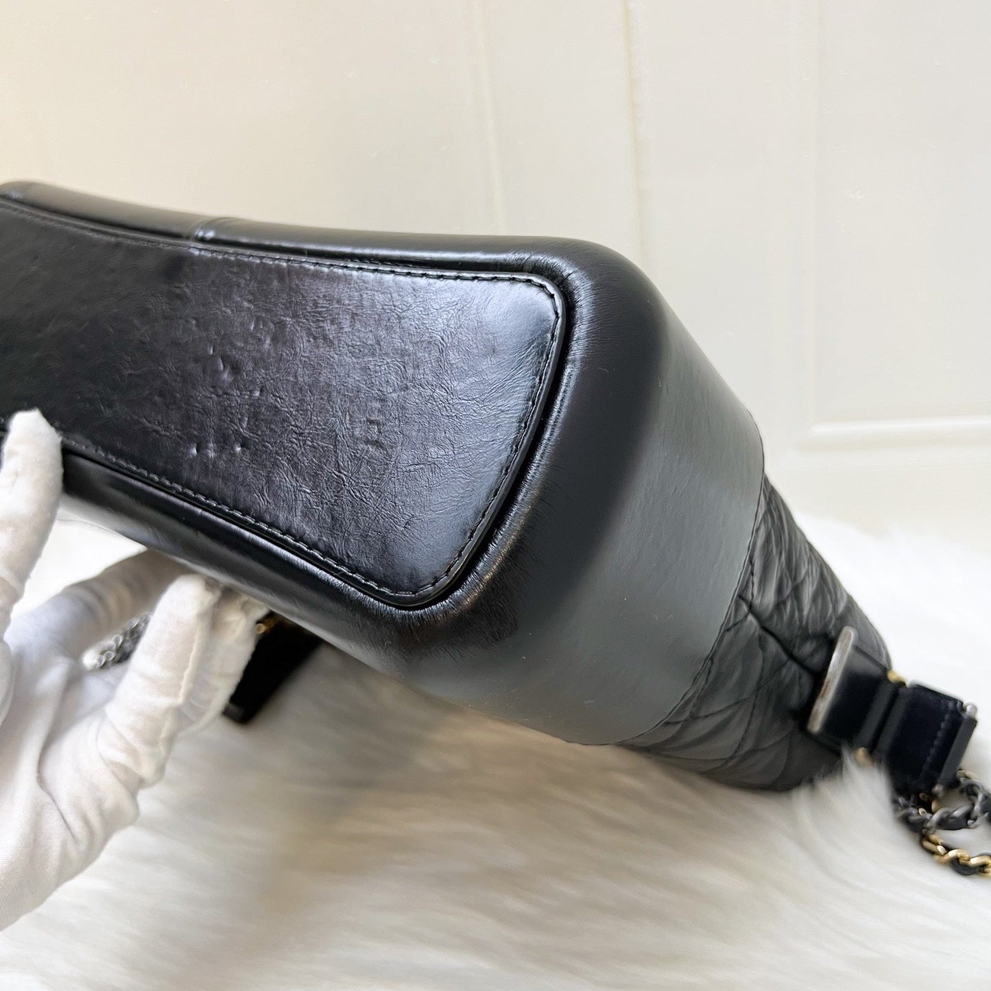 GLM-Medium (New Large) Gabrielle in Black Distressed Calfskin and 3 Tone HW