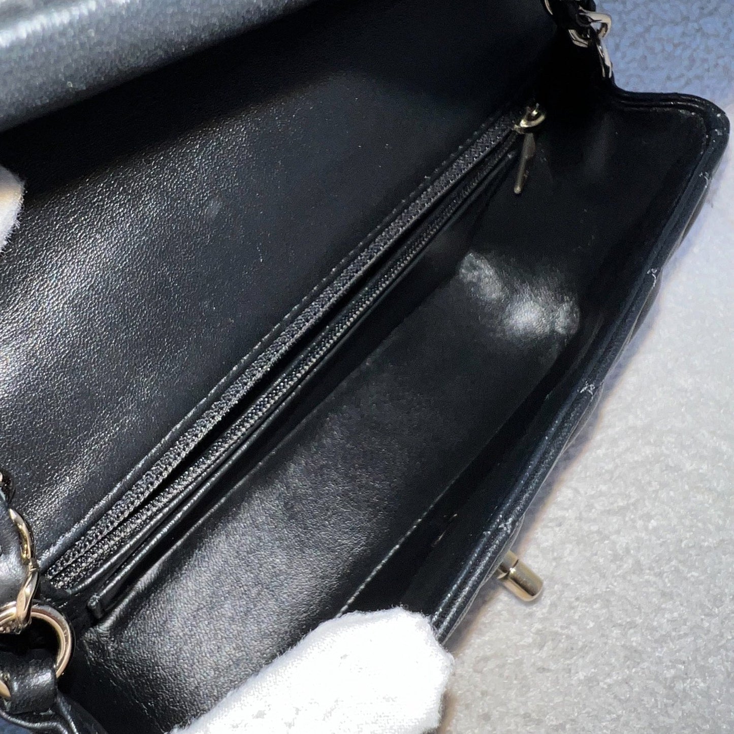 GLM-Classic Mini Rectangle Flap in Black Lambskin and LGHW (Model: A69900)