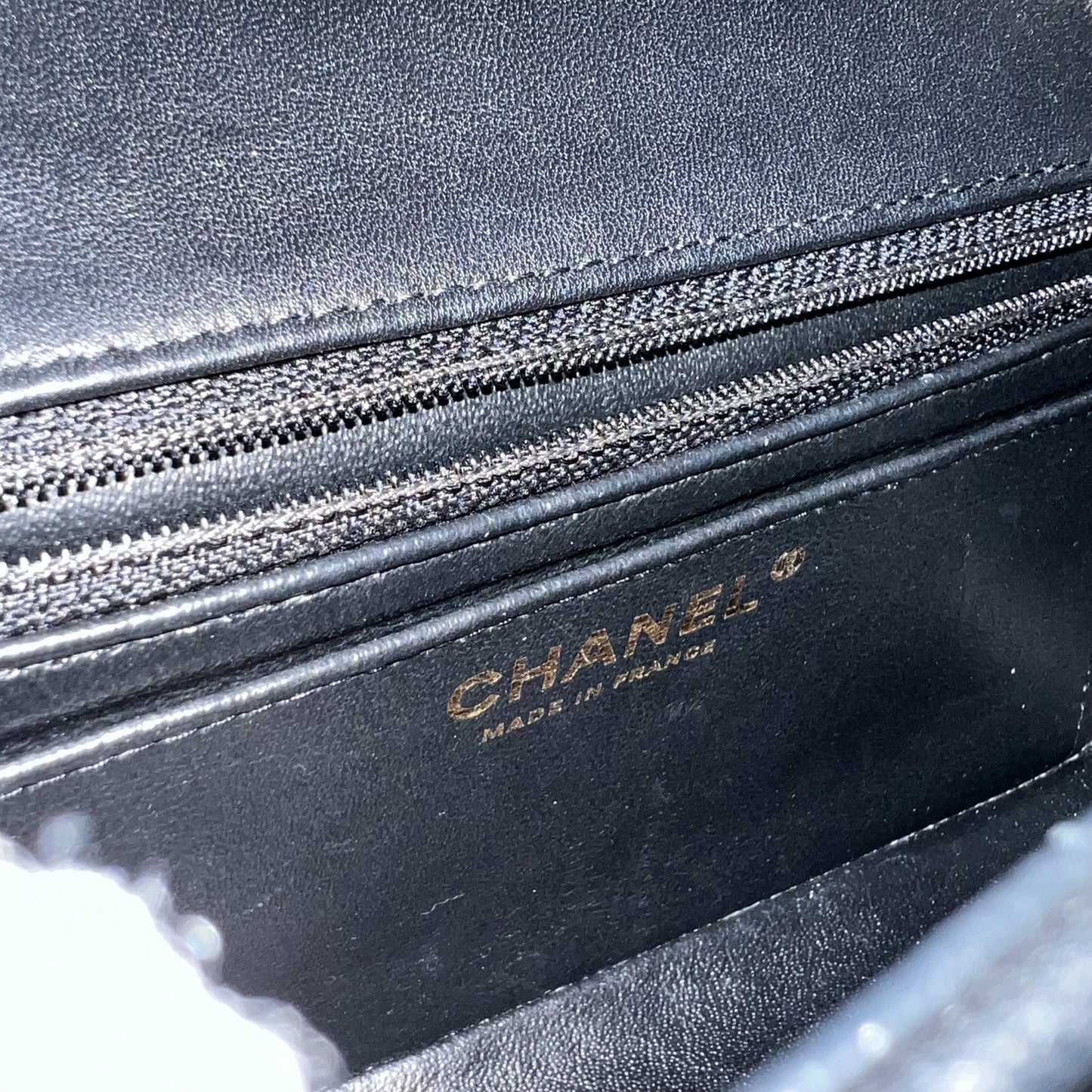 GLM-Classic Mini Rectangle Flap in Black Lambskin and LGHW (Model: A69900)
