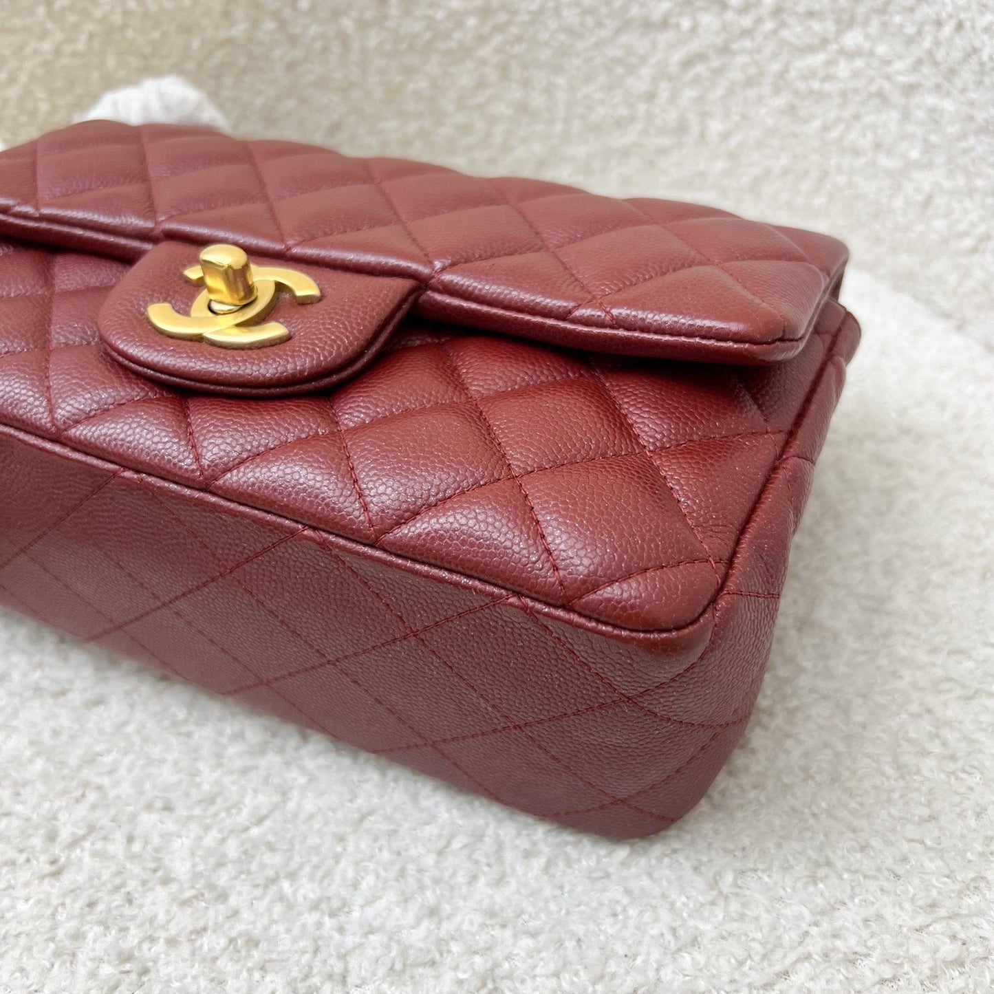 GLM-Classic Mini Rectangle Flap in 18C Iridescent Burgundy Caviar and AGHW