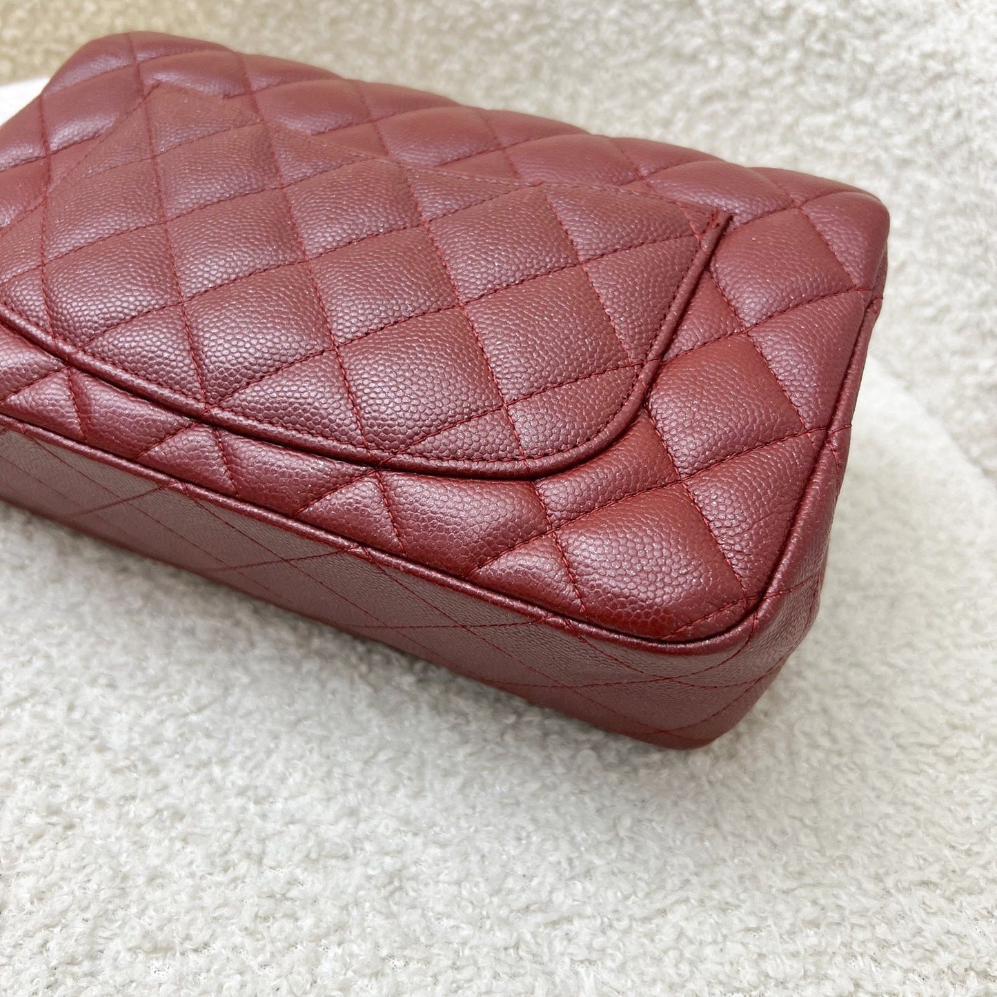 GLM-Classic Mini Rectangle Flap in 18C Iridescent Burgundy Caviar and AGHW