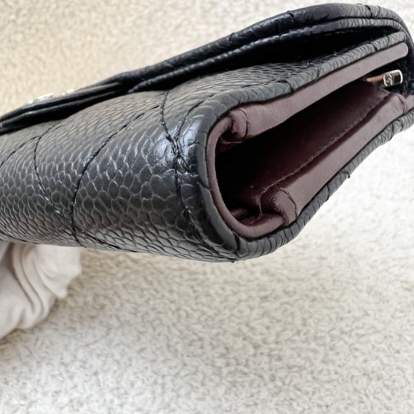 GLM-Classic Medium Trifold Wallet in Black Caviar and SHW