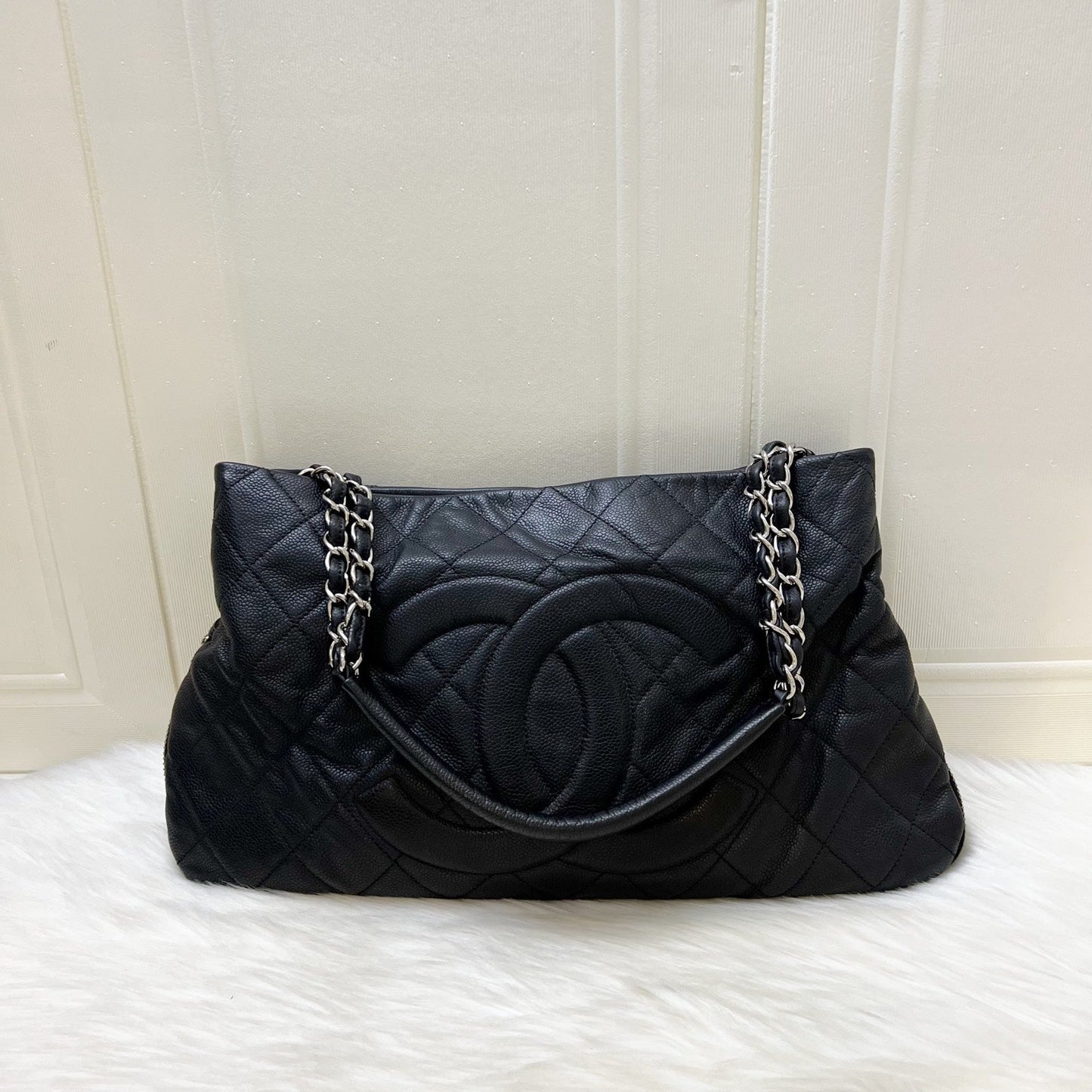 GLM-Timeless GLM- Tote Bag in Black Caviar and SHW