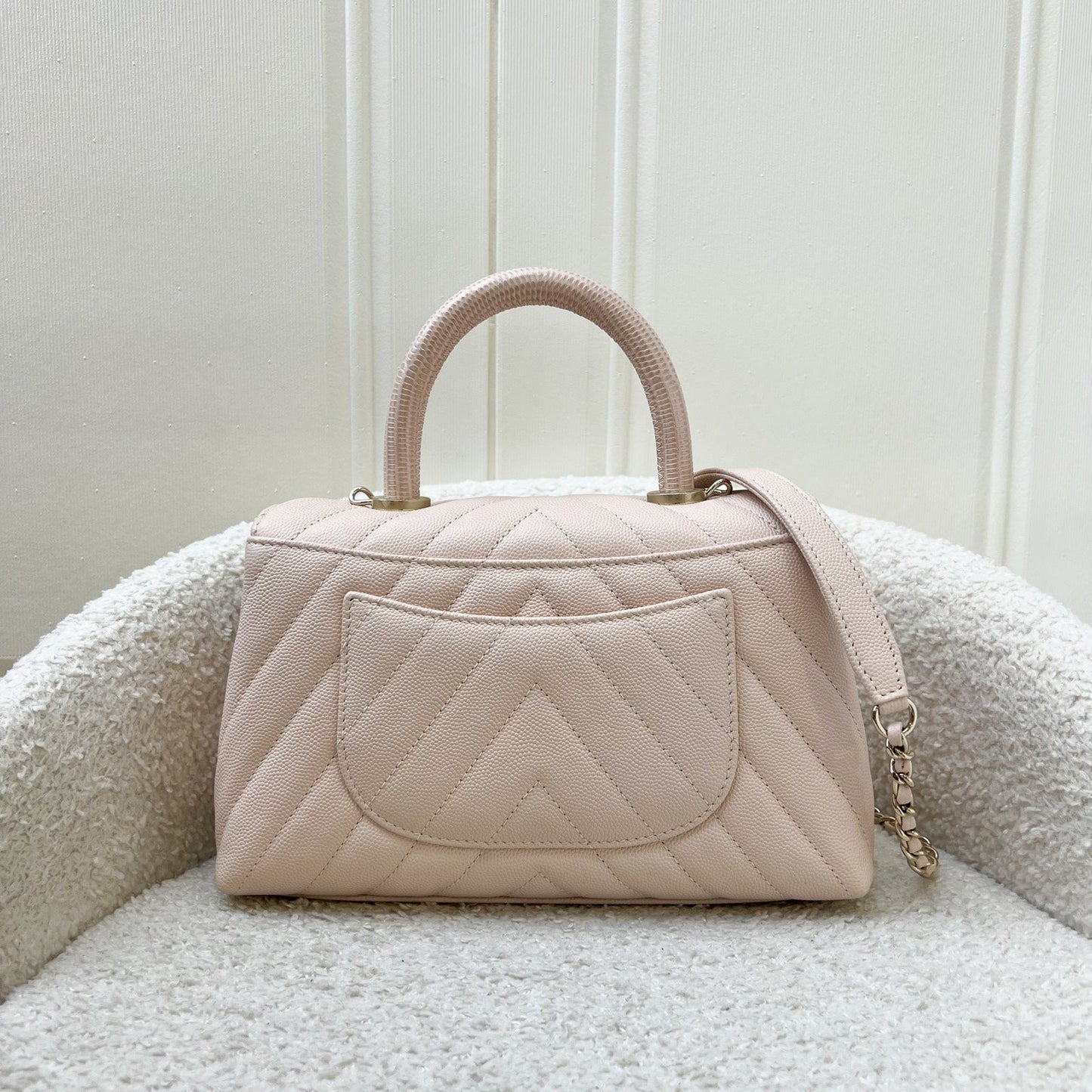 GLM-Small Coco Handle in 20A Chevron Quilted Beige Pink Caviar and LGHW