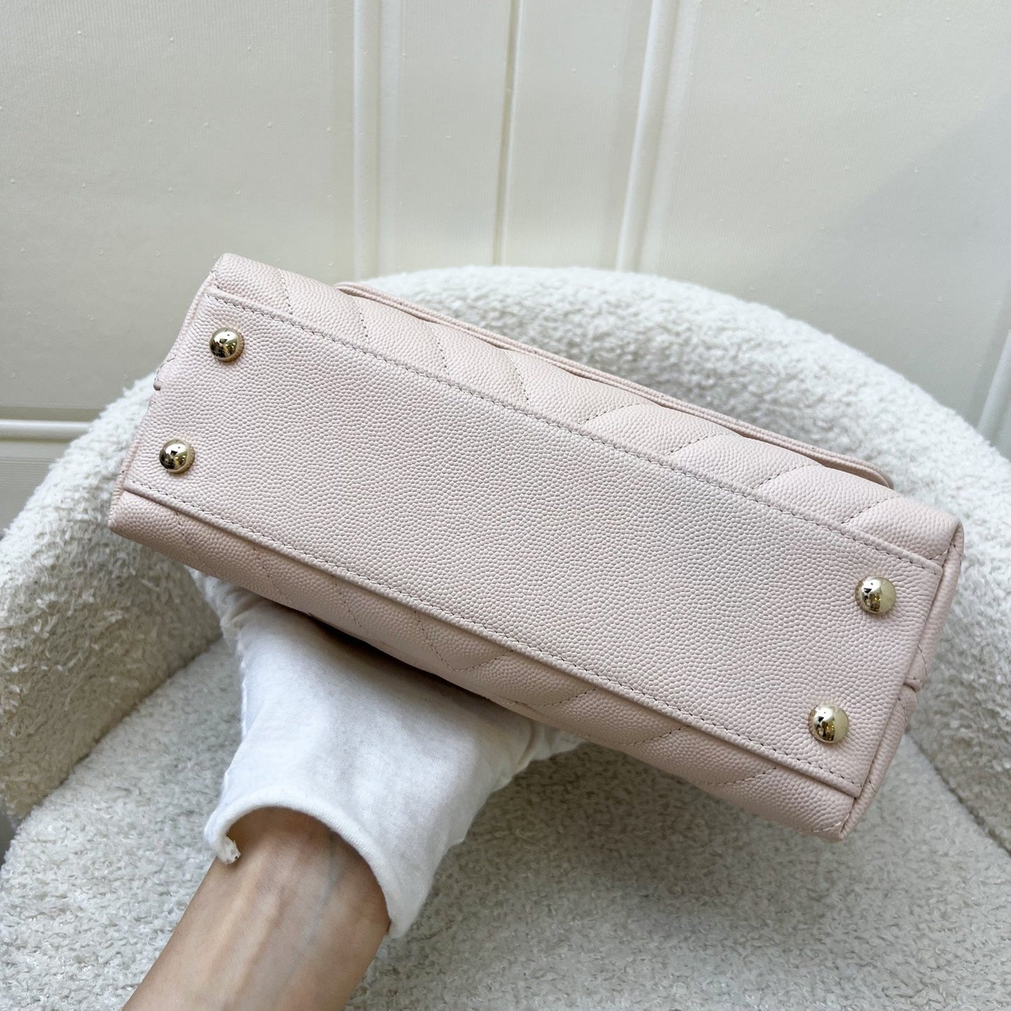 GLM-Small Coco Handle in 20A Chevron Quilted Beige Pink Caviar and LGHW