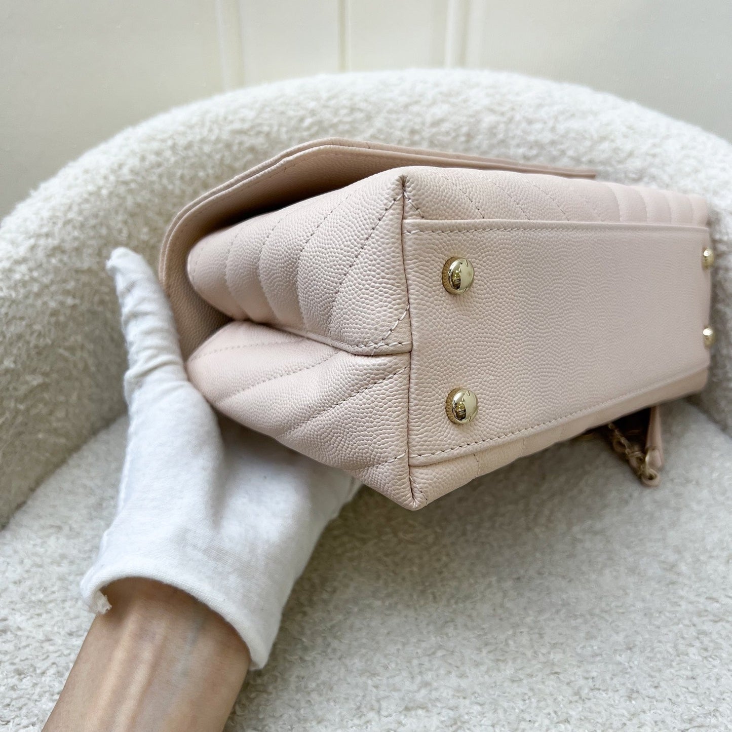 GLM-Small Coco Handle in 20A Chevron Quilted Beige Pink Caviar and LGHW