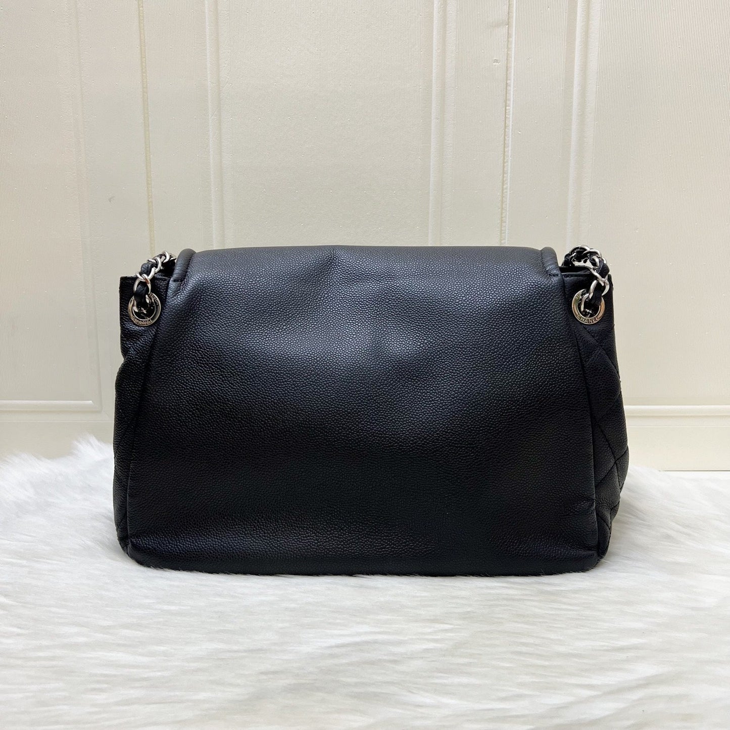 GLM-Maxi AGLM-ordion Shoulder Bag in Black Caviar and SHW