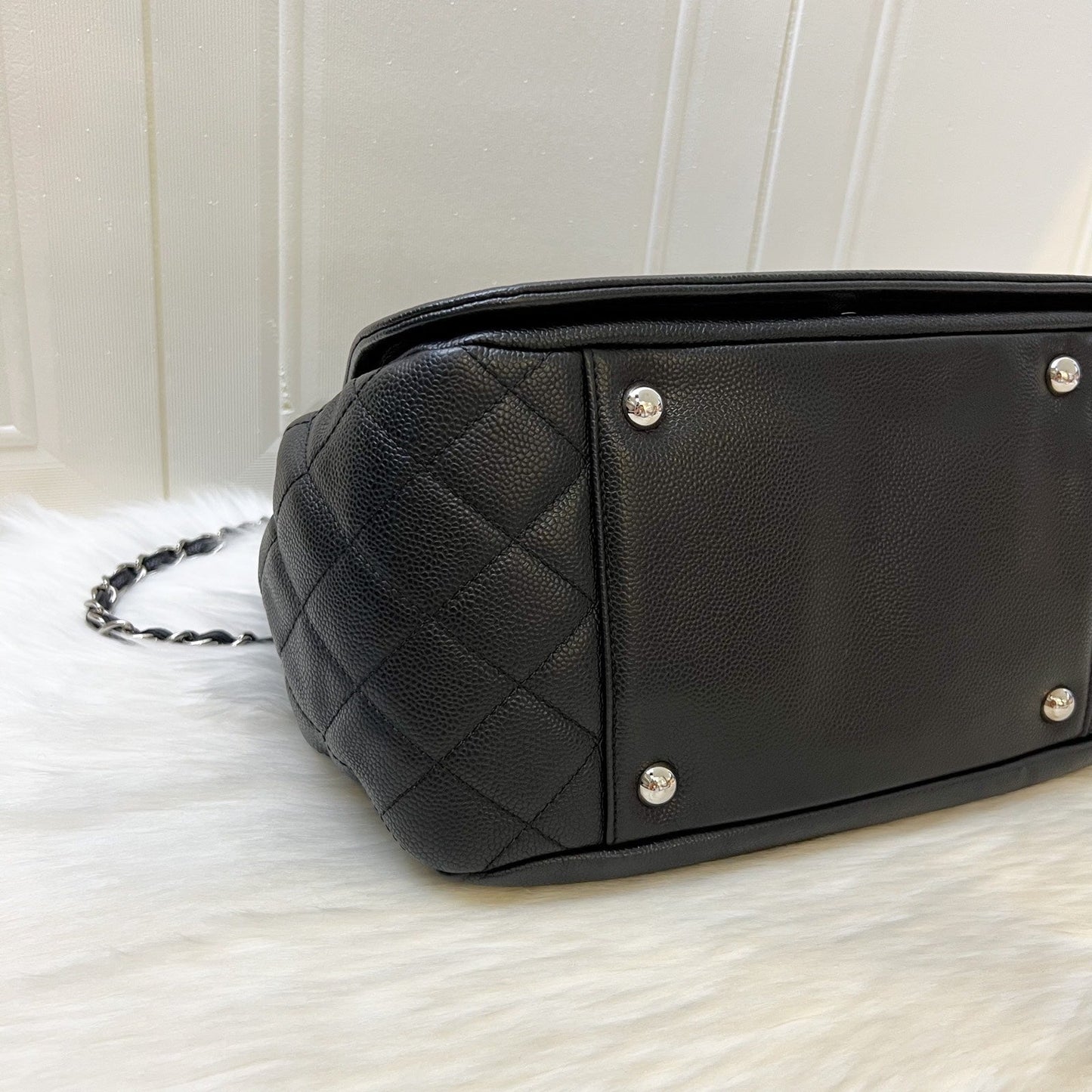 GLM-Maxi AGLM-ordion Shoulder Bag in Black Caviar and SHW