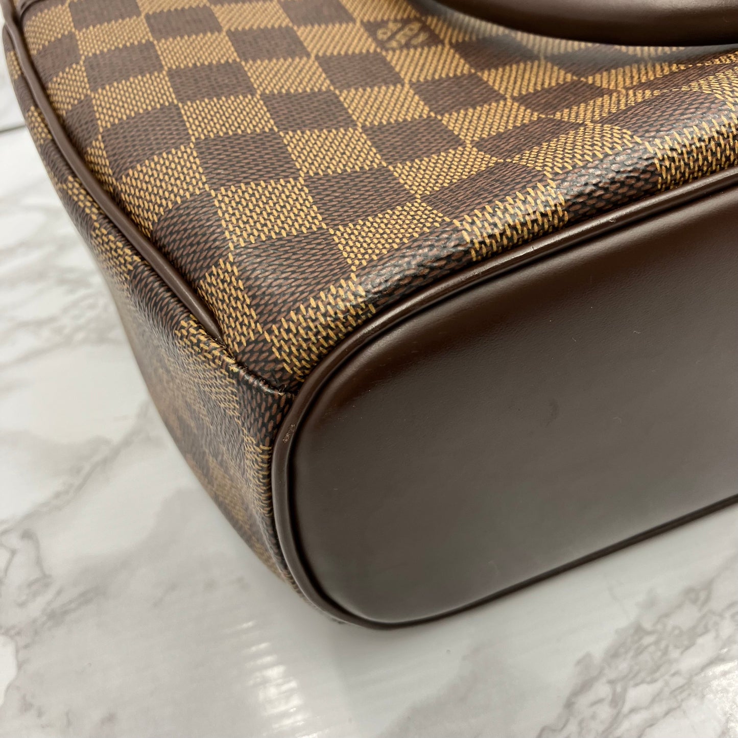 LOUIS VUITTON Damier Sarrià orisontal