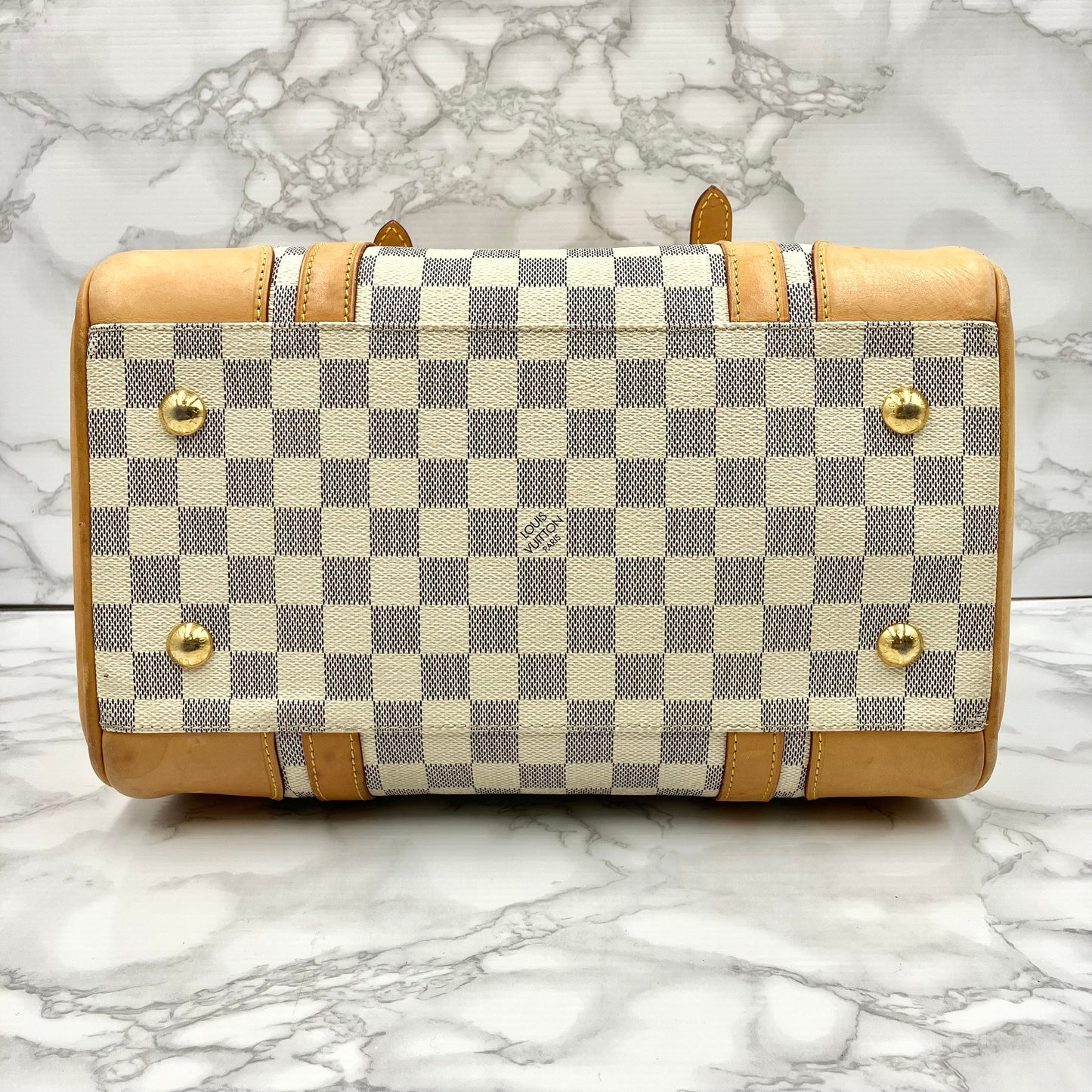 LOUIS VUITTON Azul Berkeley