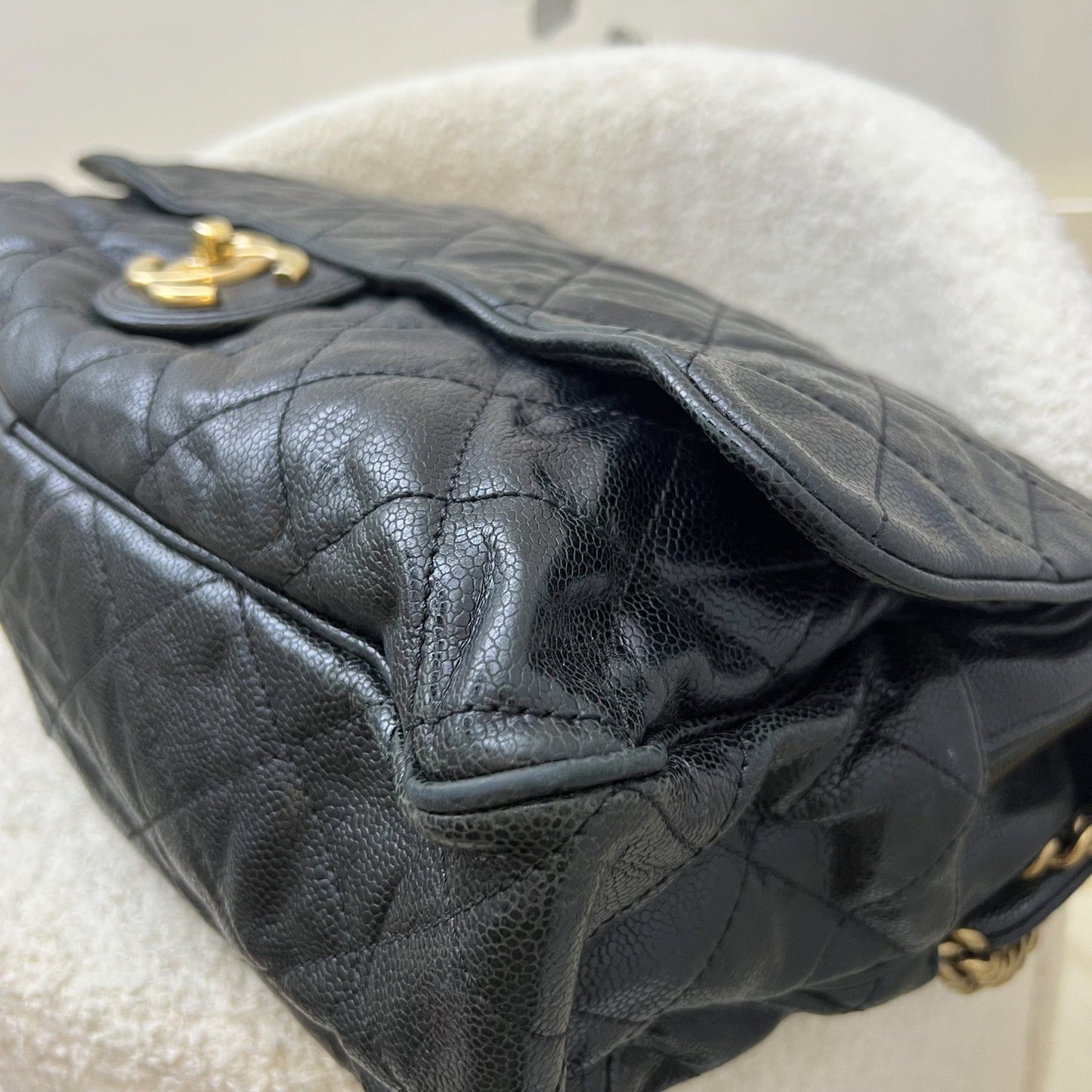 GLM-Shiva Flap Bag in Black Crumpled Caviar and AGHW (Model: A67148)
