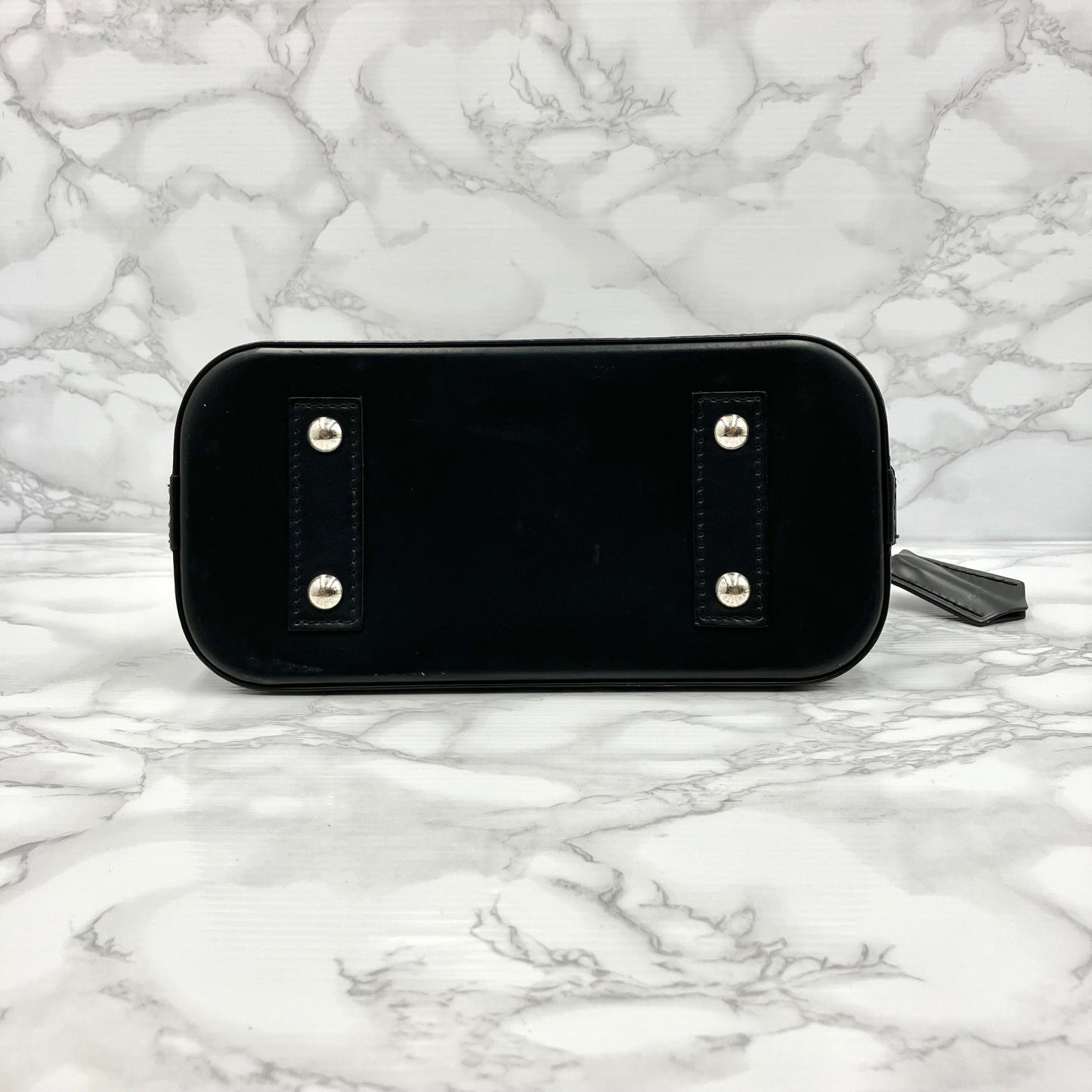 Louis Vuitton  Epi Alma BB