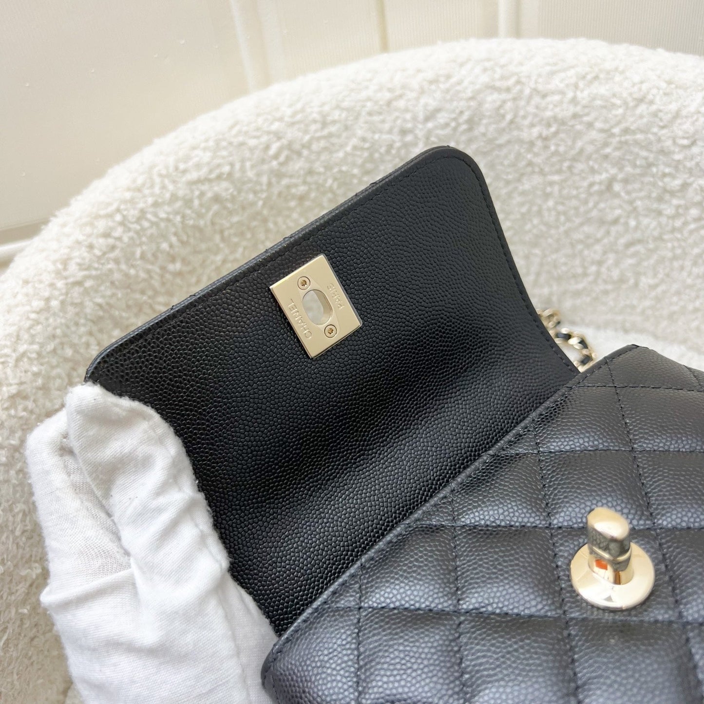 GLM-Micro Coco Handle Flap Bag in Black Caviar and LGHW (AP4244)