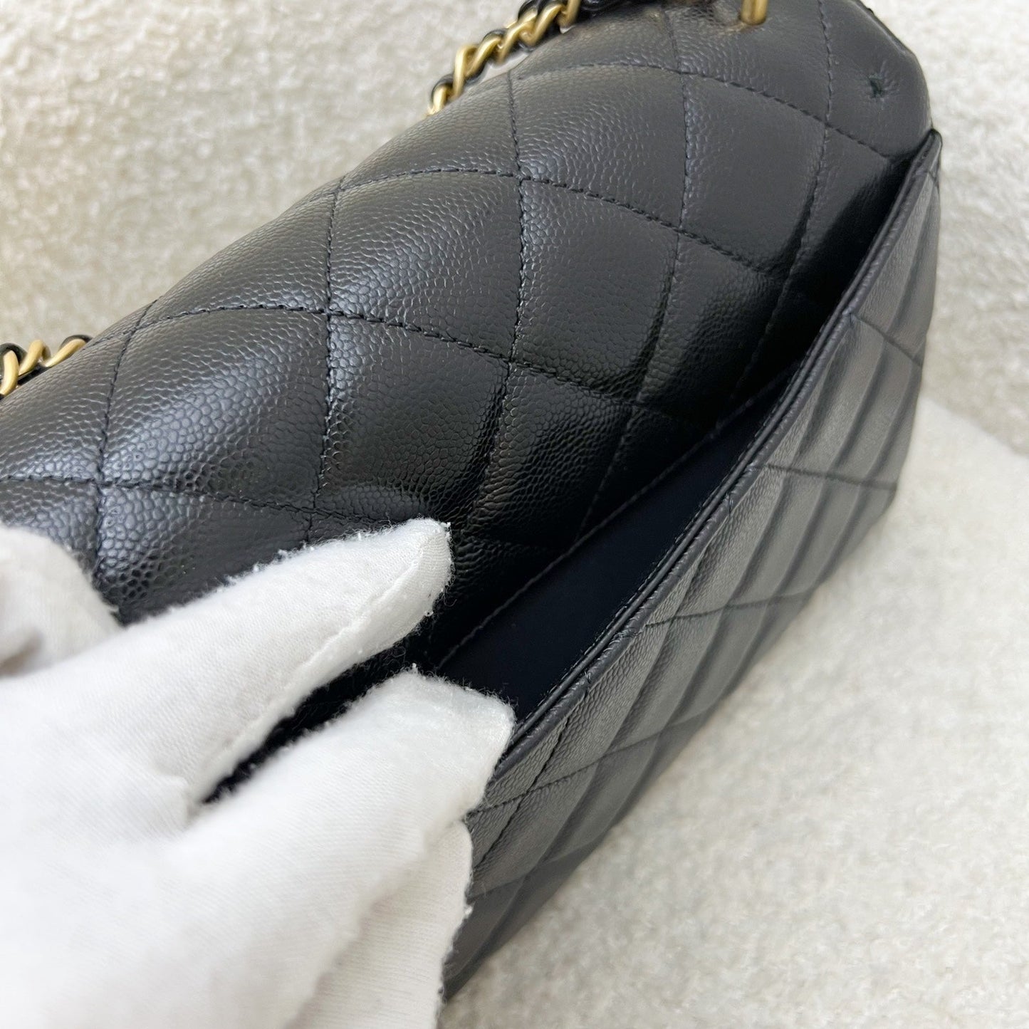 GLM-25P Seasonal Small / Mini Flap Bag in Black Caviar and AGHW (Model: AS5240)