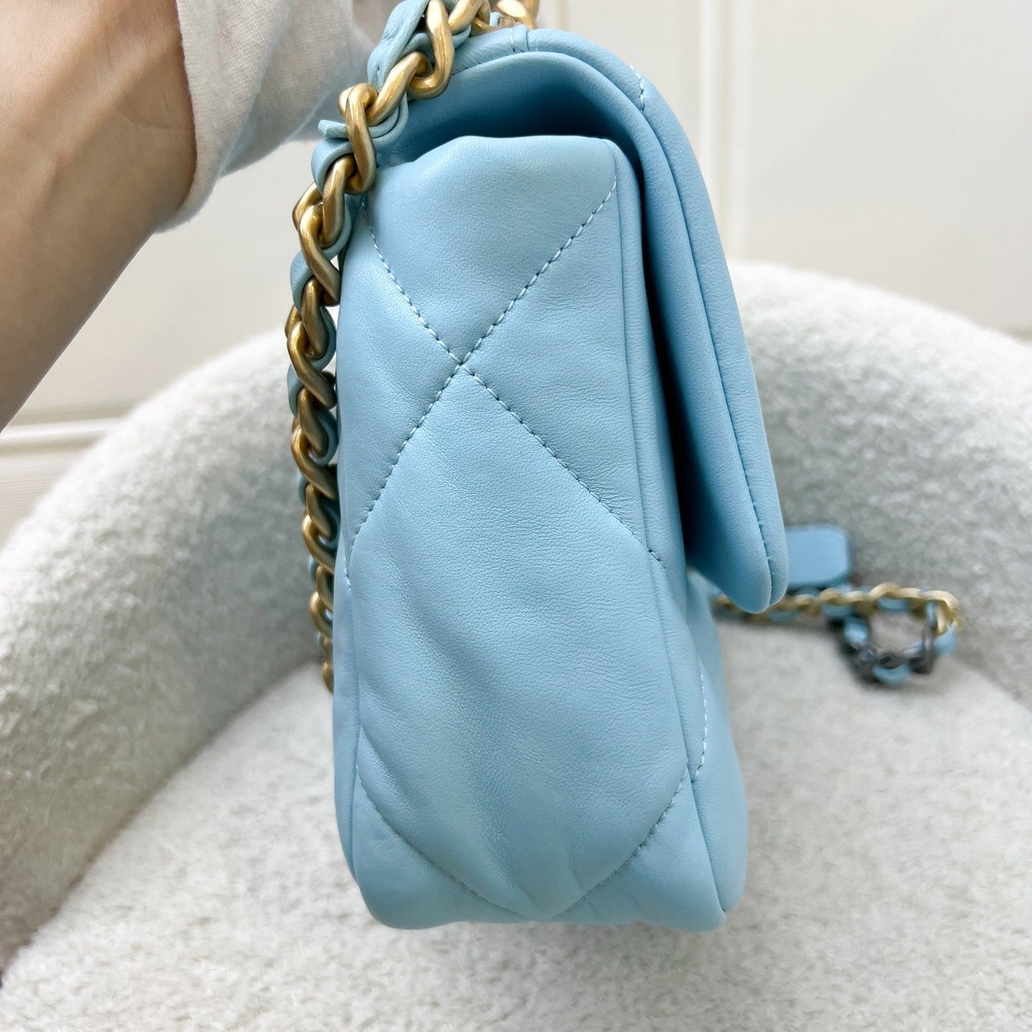 GLM-19 Small Flap in Sky Blue Lambskin and 3-Tone Hardware (Model: AS1160)