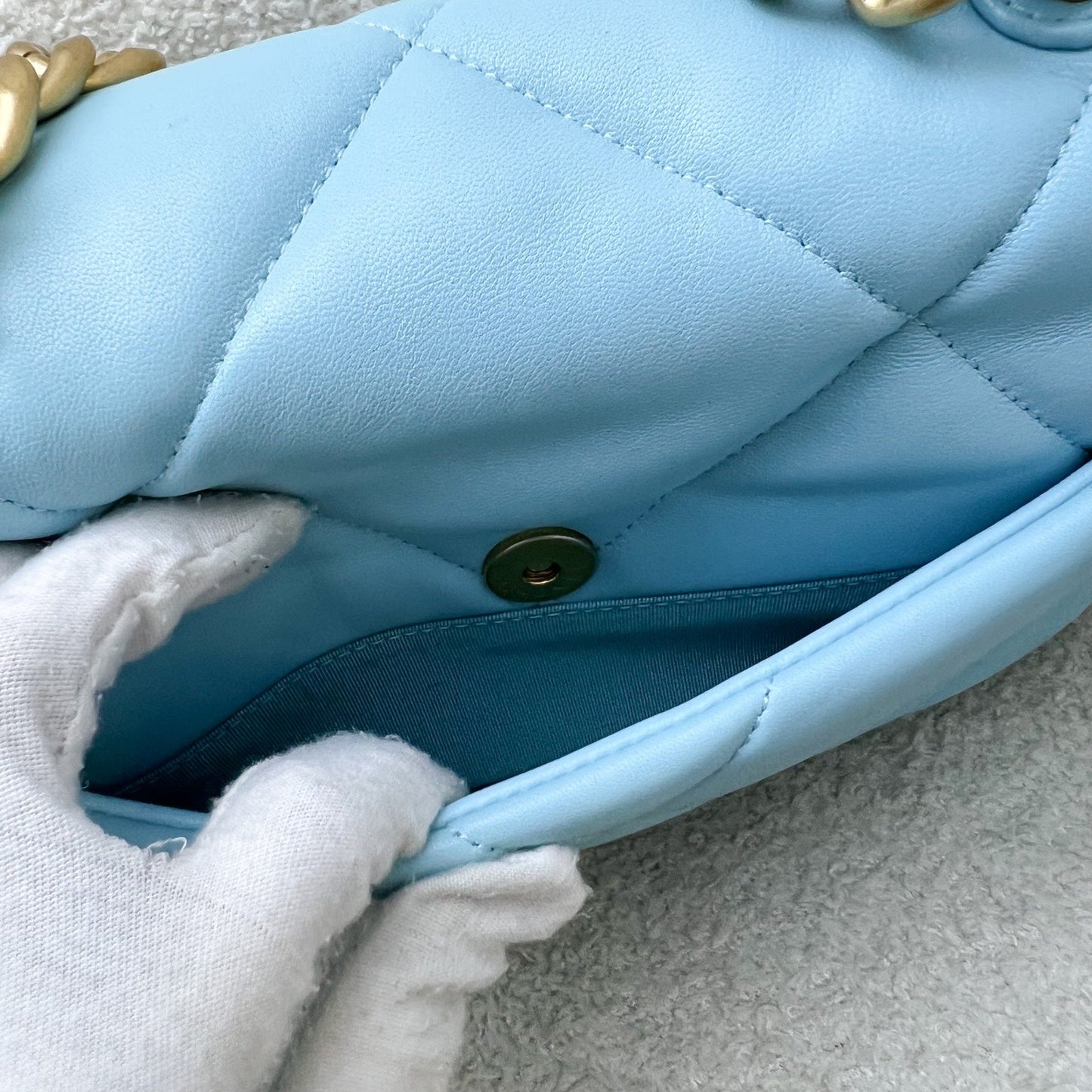 GLM-19 Small Flap in Sky Blue Lambskin and 3-Tone Hardware (Model: AS1160)