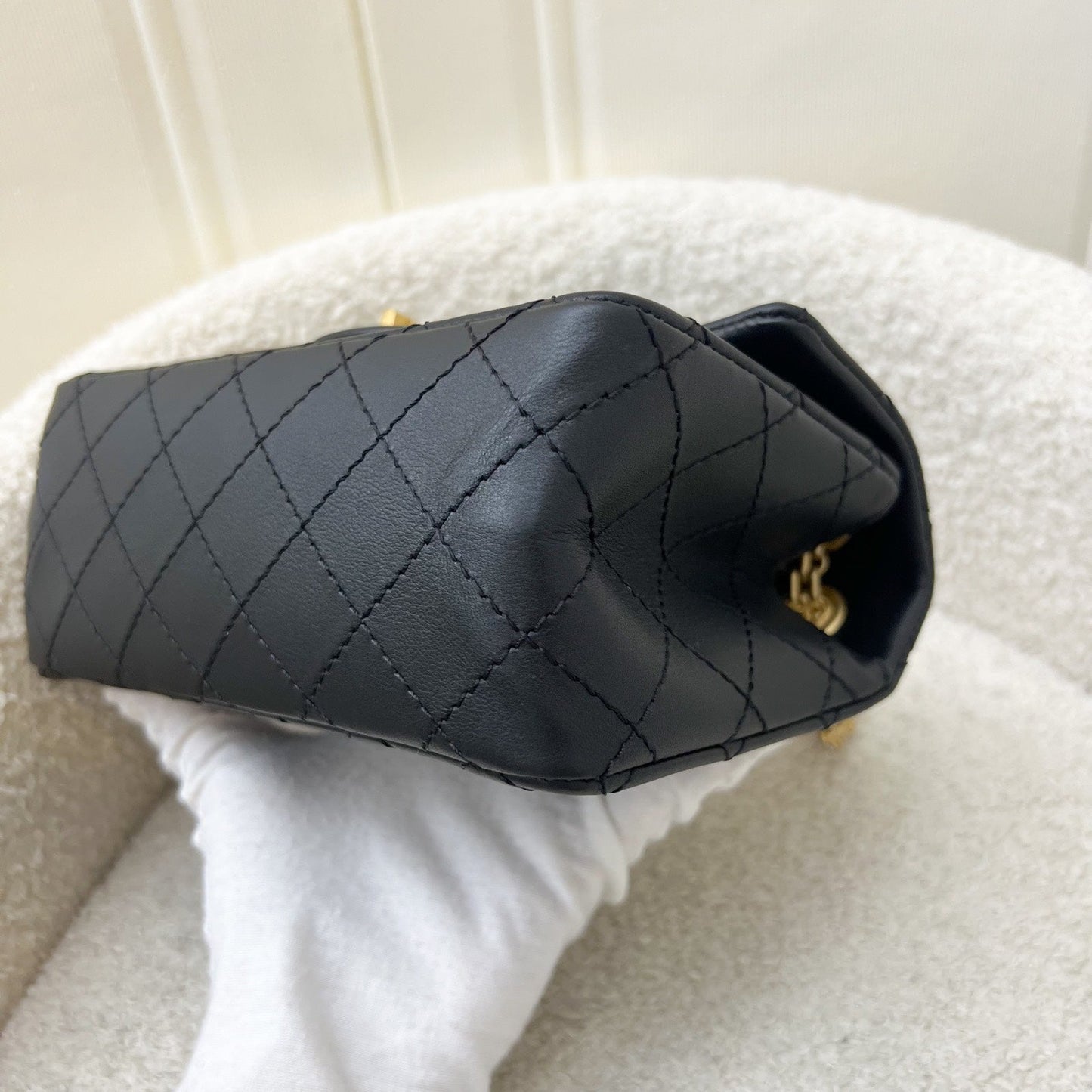 GLM-Classic 2.55 Reissue Mini Flap in Black Distressed Calfskin AGHW (Model: AS0874)